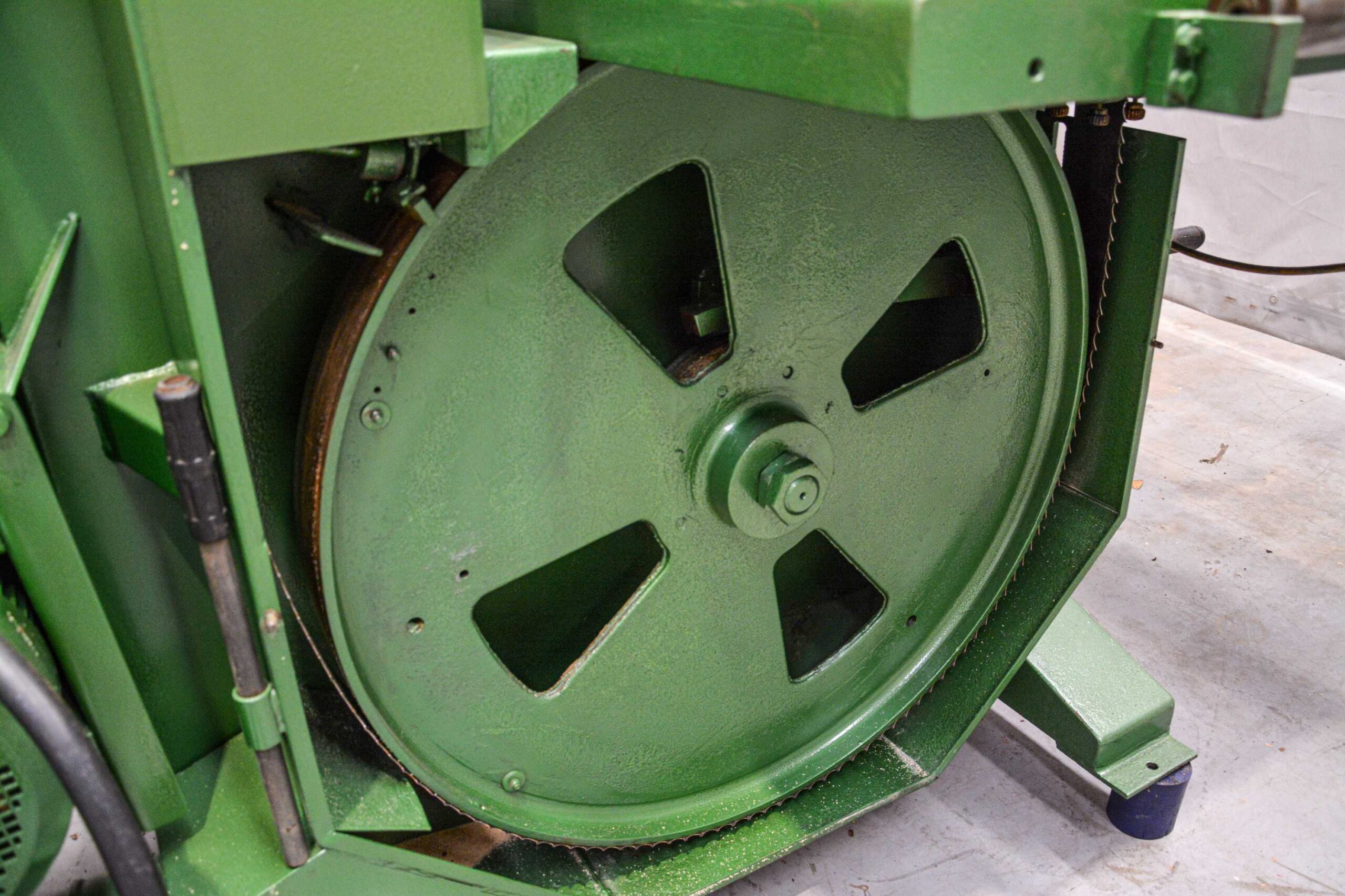 Forestor Band Resaw โ England (Fully Serviced) - Image 35