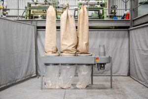 IWM 3 Bag Heavy Duty Dust Extractor (Fully Serviced)