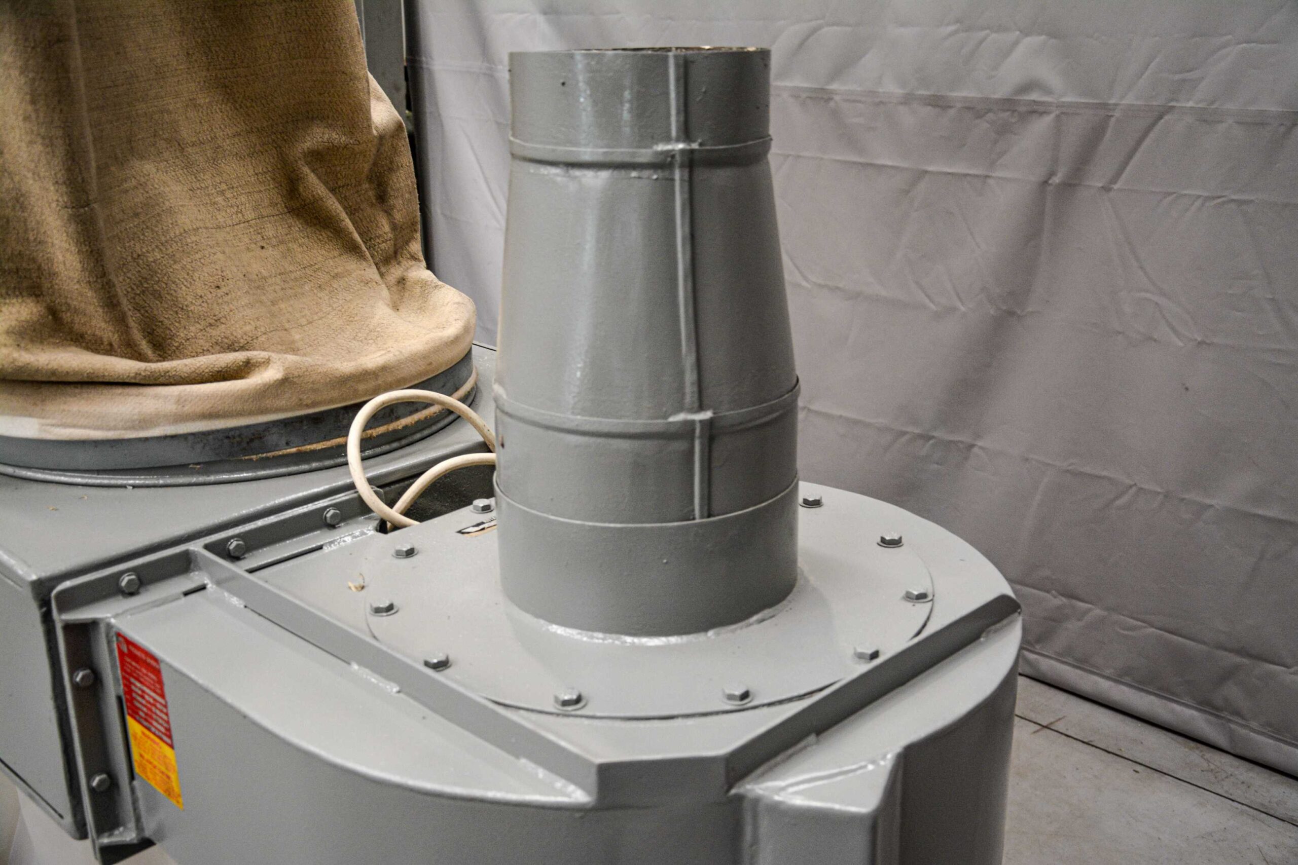 IWM 3 Bag Heavy Duty Dust Extractor (Fully Serviced) - Image 18