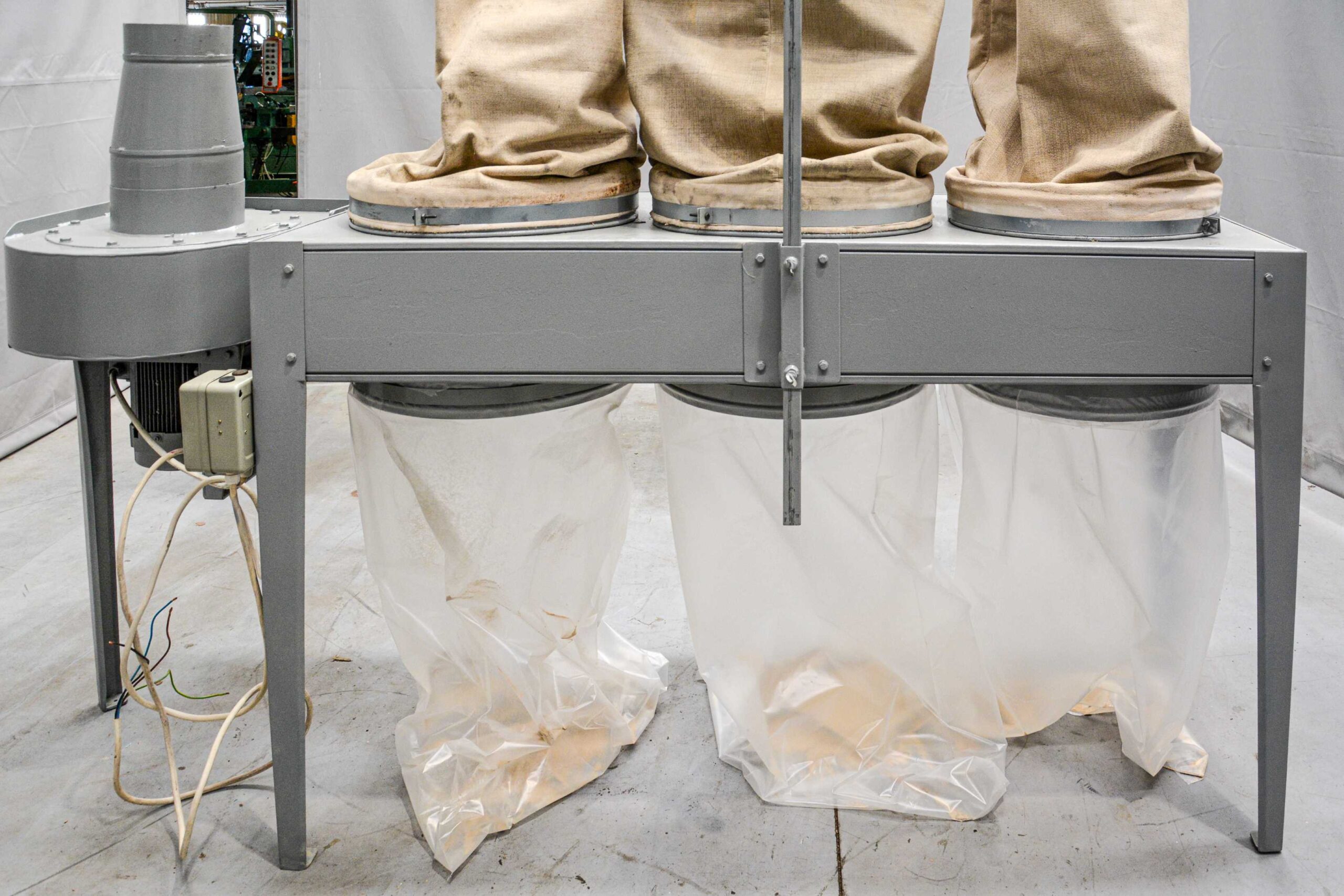 IWM 3 Bag Heavy Duty Dust Extractor (Fully Serviced) - Image 6