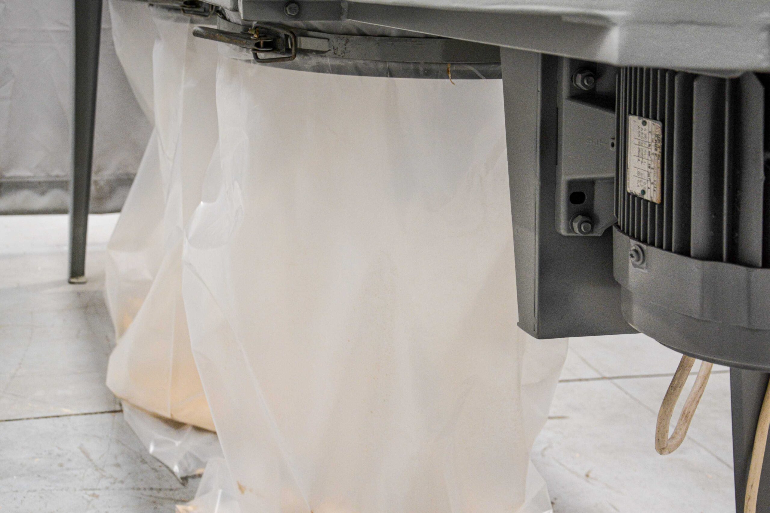 IWM 3 Bag Heavy Duty Dust Extractor (Fully Serviced) - Image 26