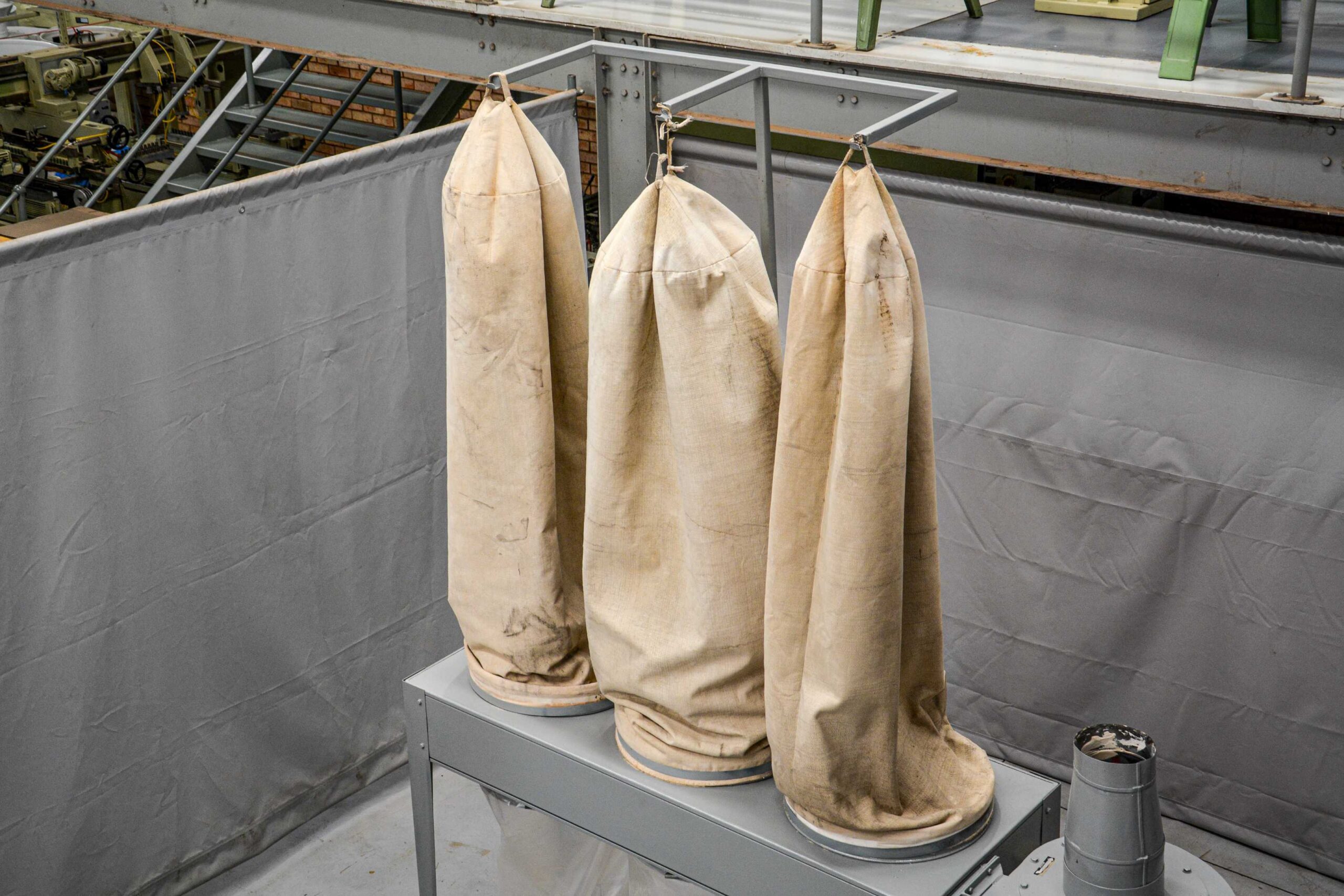 IWM 3 Bag Heavy Duty Dust Extractor (Fully Serviced) - Image 20