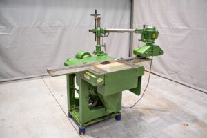 Robinson Multi Rip Saw with Feeder - England (Fully Serviced)
