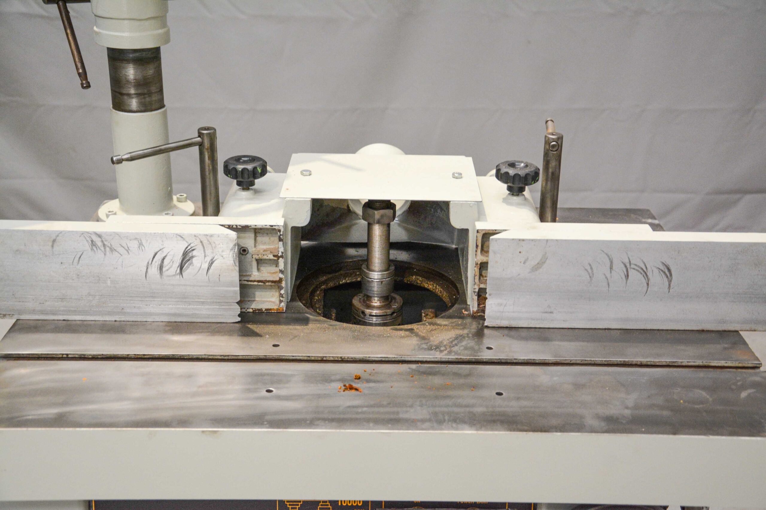 Machine Shop Spindle Moulder with 3-Wheel Feeder (Fully Serviced) - Image 27