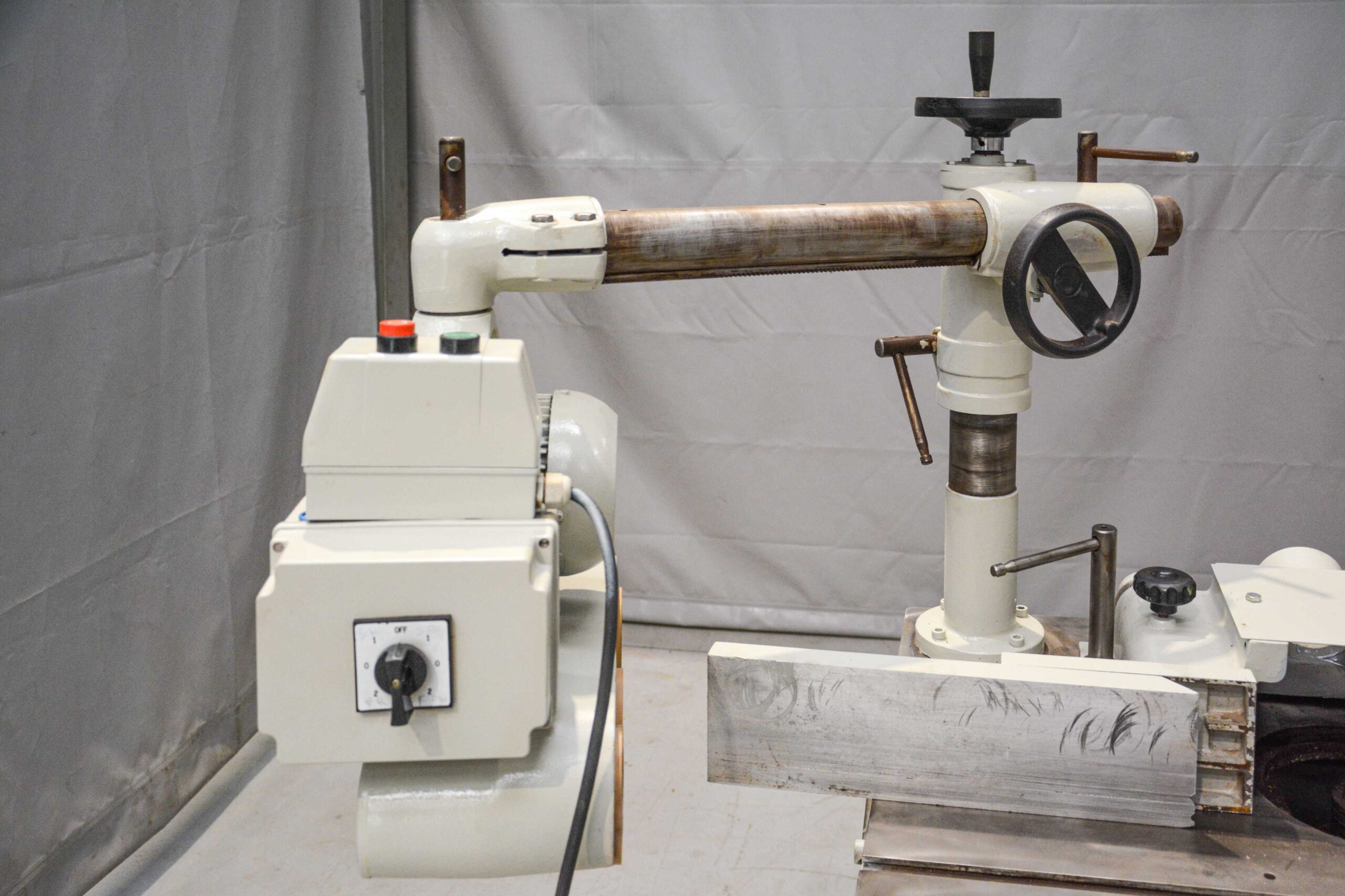 Machine Shop Spindle Moulder with 3-Wheel Feeder (Fully Serviced) - Image 17