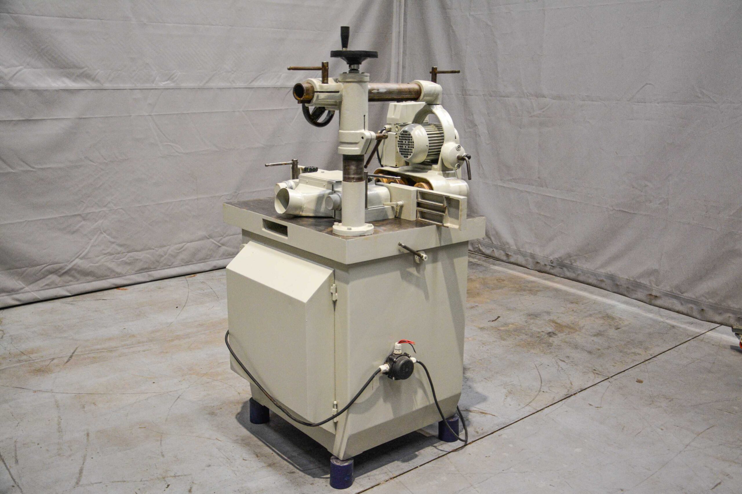 Machine Shop Spindle Moulder with 3-Wheel Feeder (Fully Serviced) - Image 13