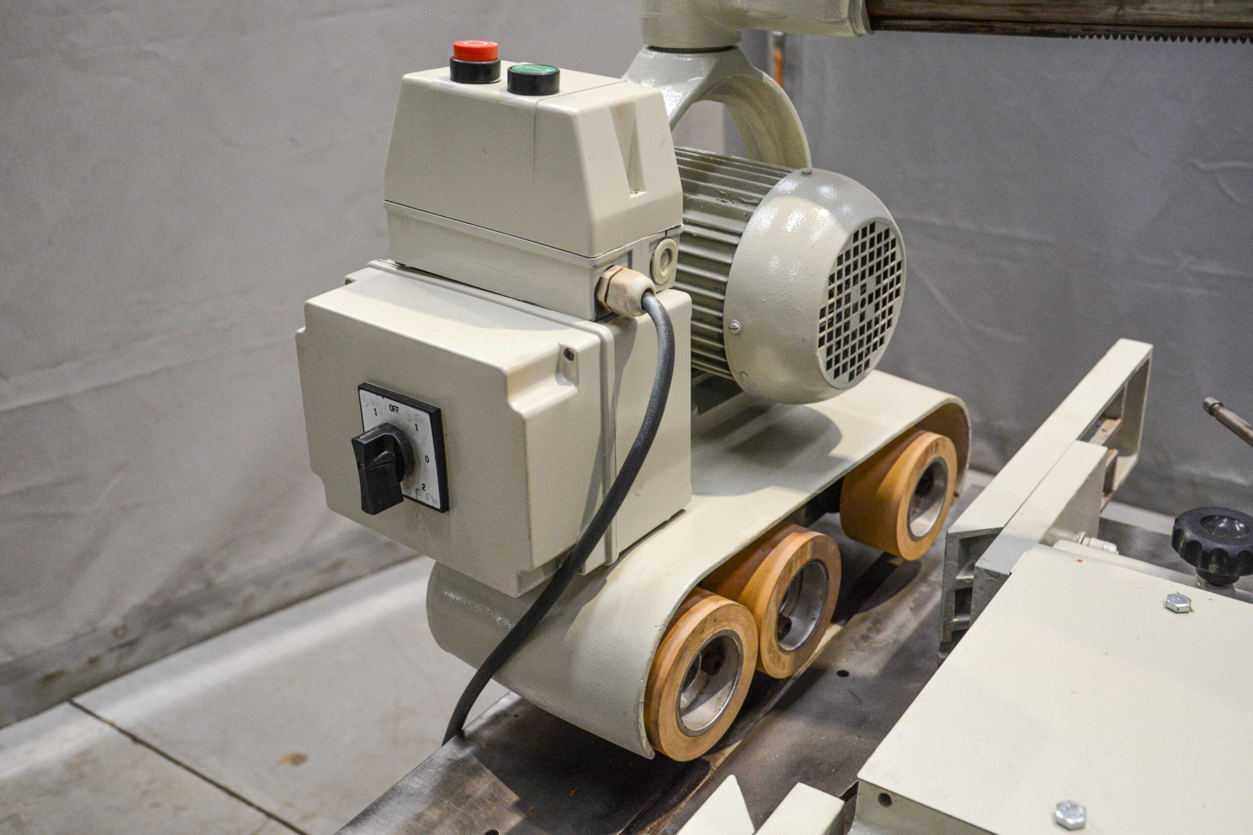 Machine Shop Spindle Moulder with 3-Wheel Feeder (Fully Serviced) - Image 5