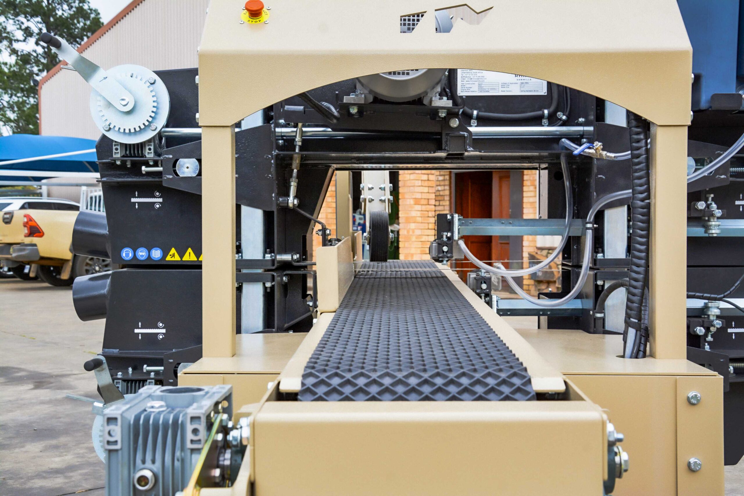Rhino Twin Head Resaw with Automatic Conveyor Feed (New) - Image 13