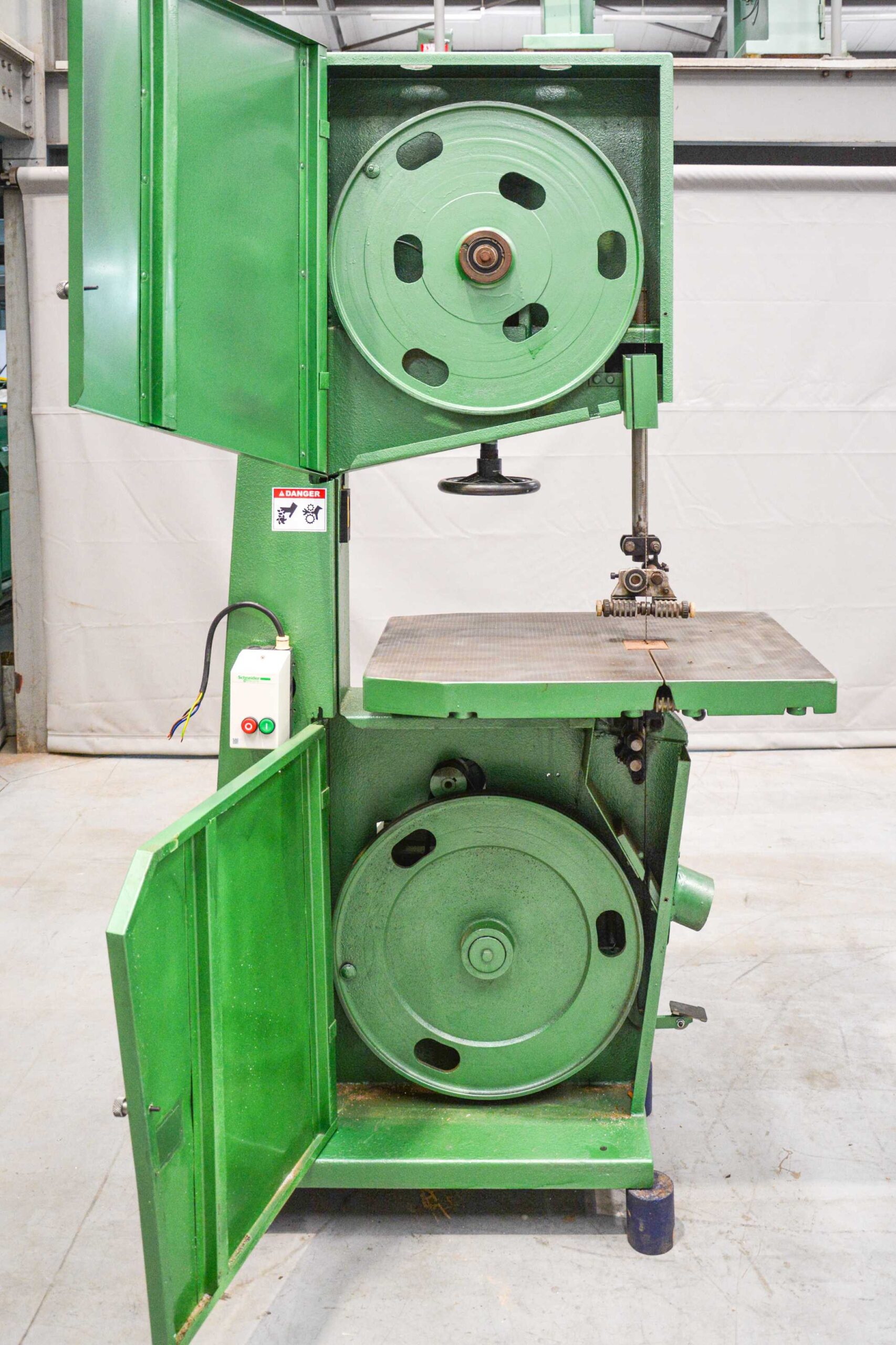 Centauro CO600 Industrial Bandsaw โ Italy (Fully Serviced) - Image 3