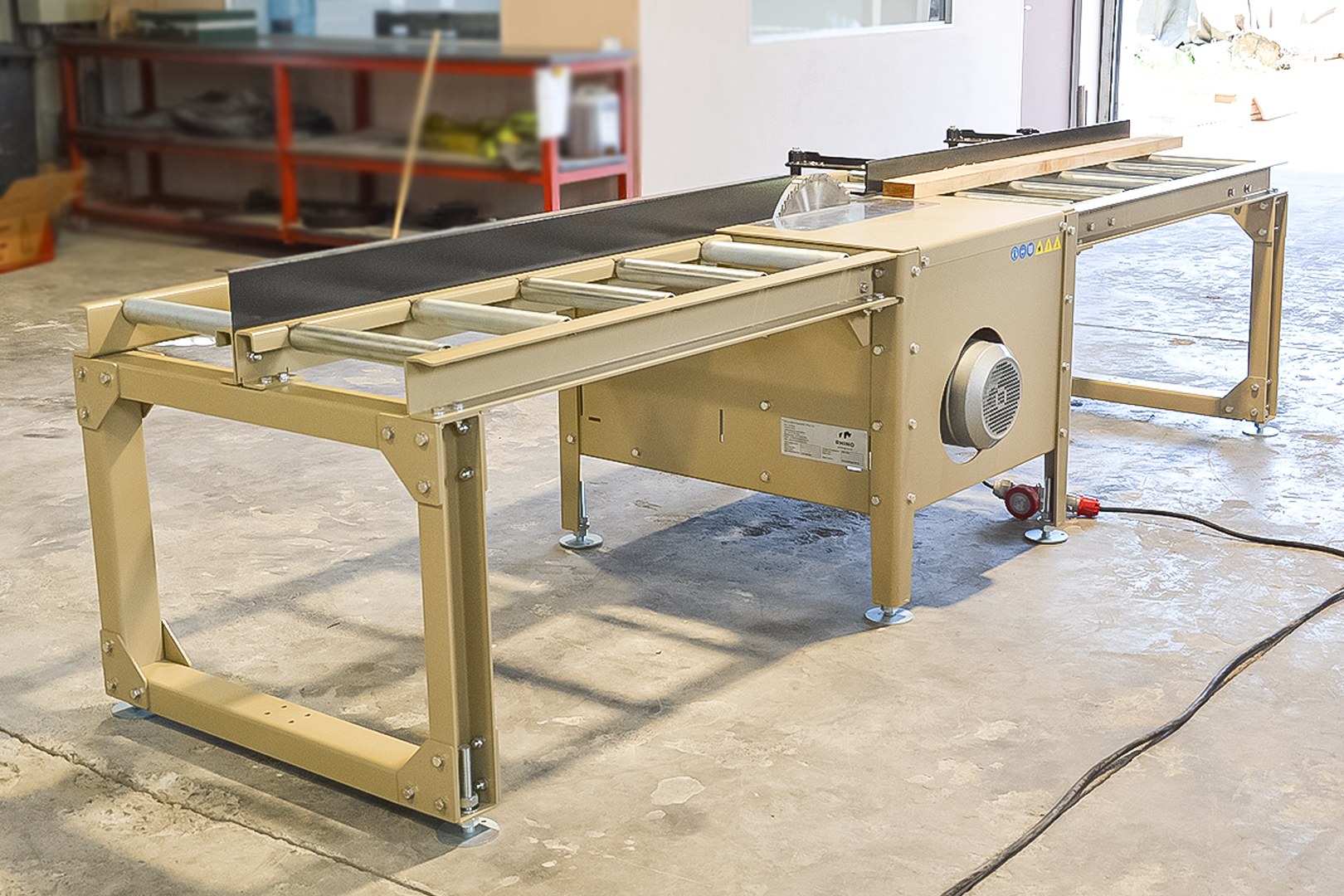 (New) Rhino Heavy-Duty Board Edger & Ripper Combo with Feed Tables - Made in South Africa - Image 5