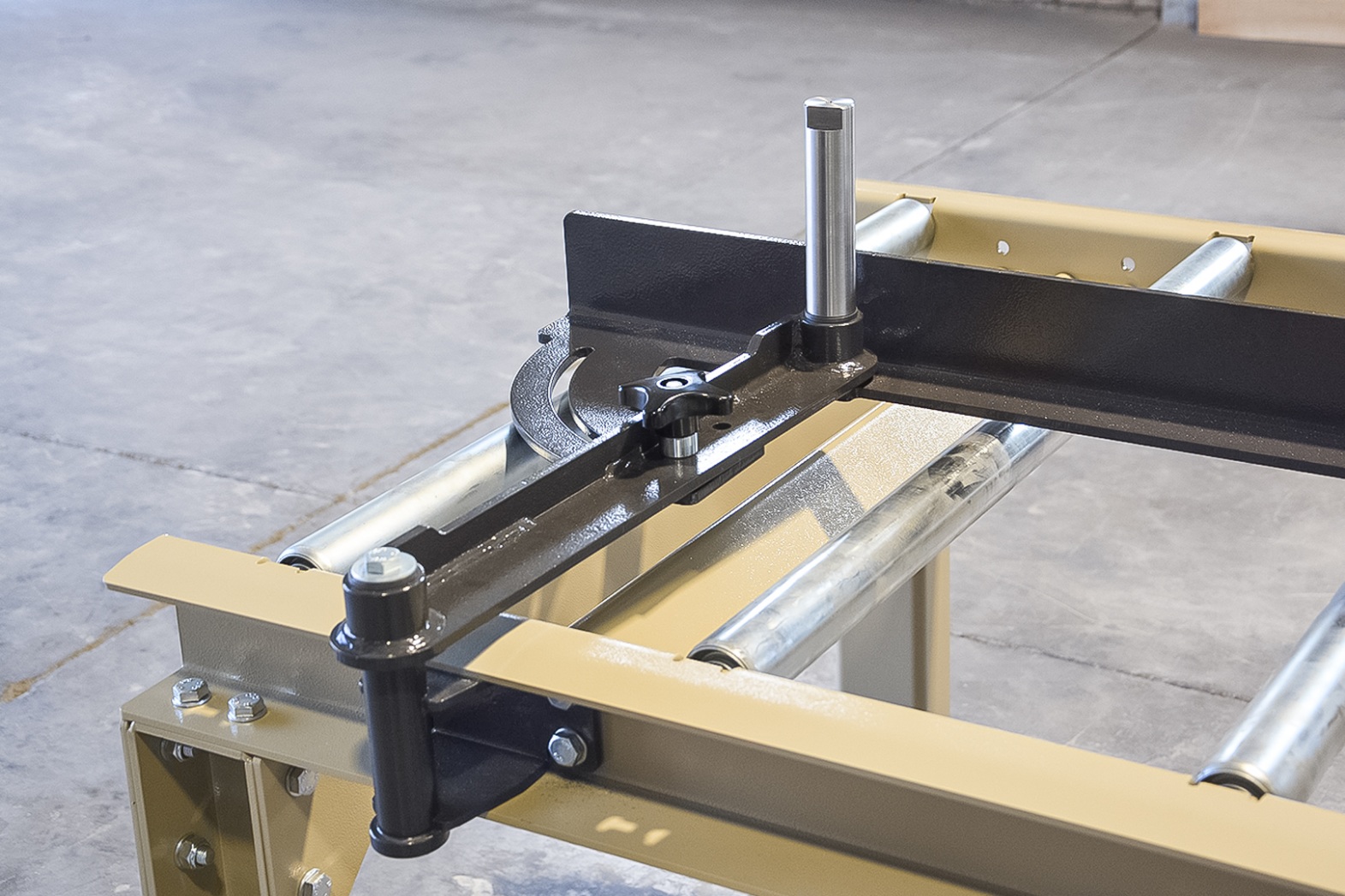 (New) Rhino Heavy-Duty Board Edger & Ripper Combo with Feed Tables - Made in South Africa - Image 7