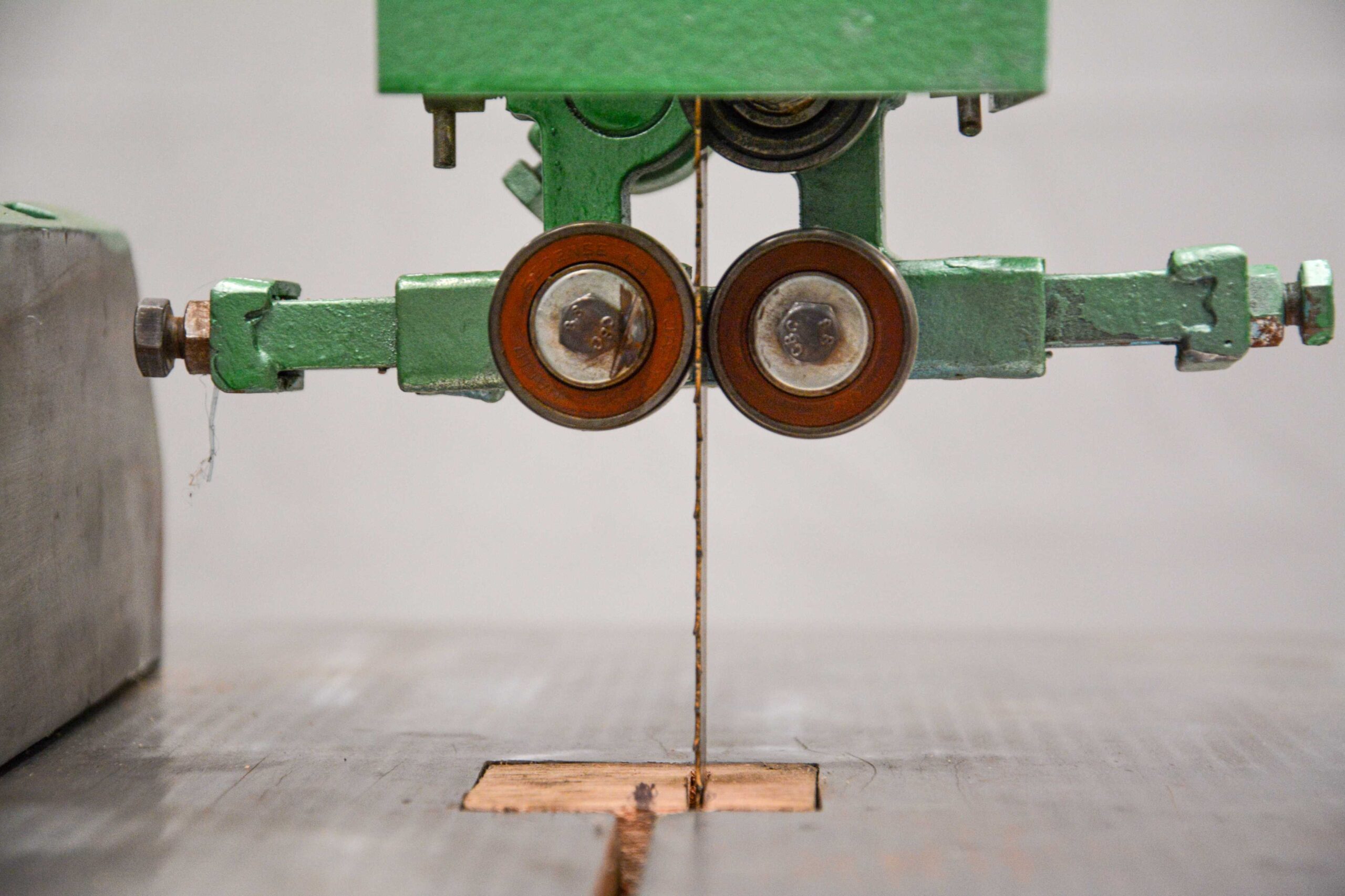 Meber SP 600 Industrial Bandsaw โ Italy (Fully Serviced) - Image 15