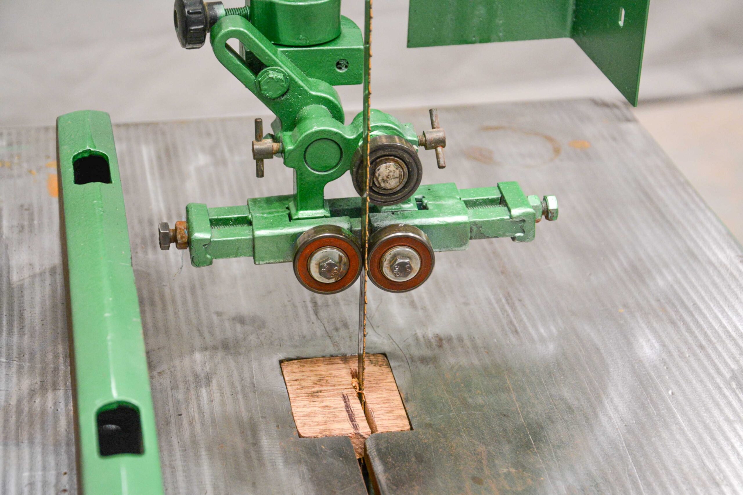 Meber SP 600 Industrial Bandsaw โ Italy (Fully Serviced) - Image 16