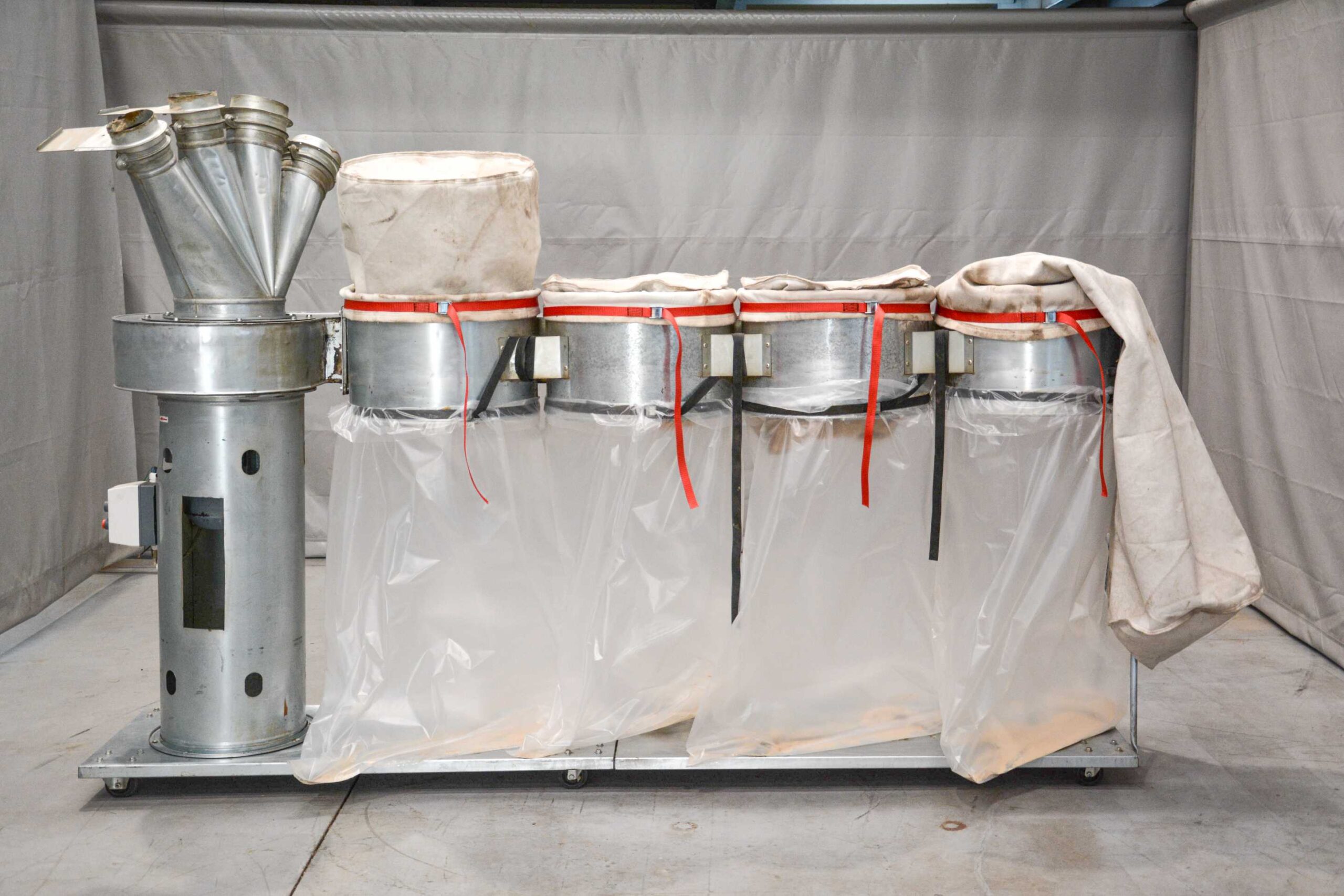 Coral 4-Bag Industrial Dust Extractor โ Italy (Fully Serviced) - Image 2