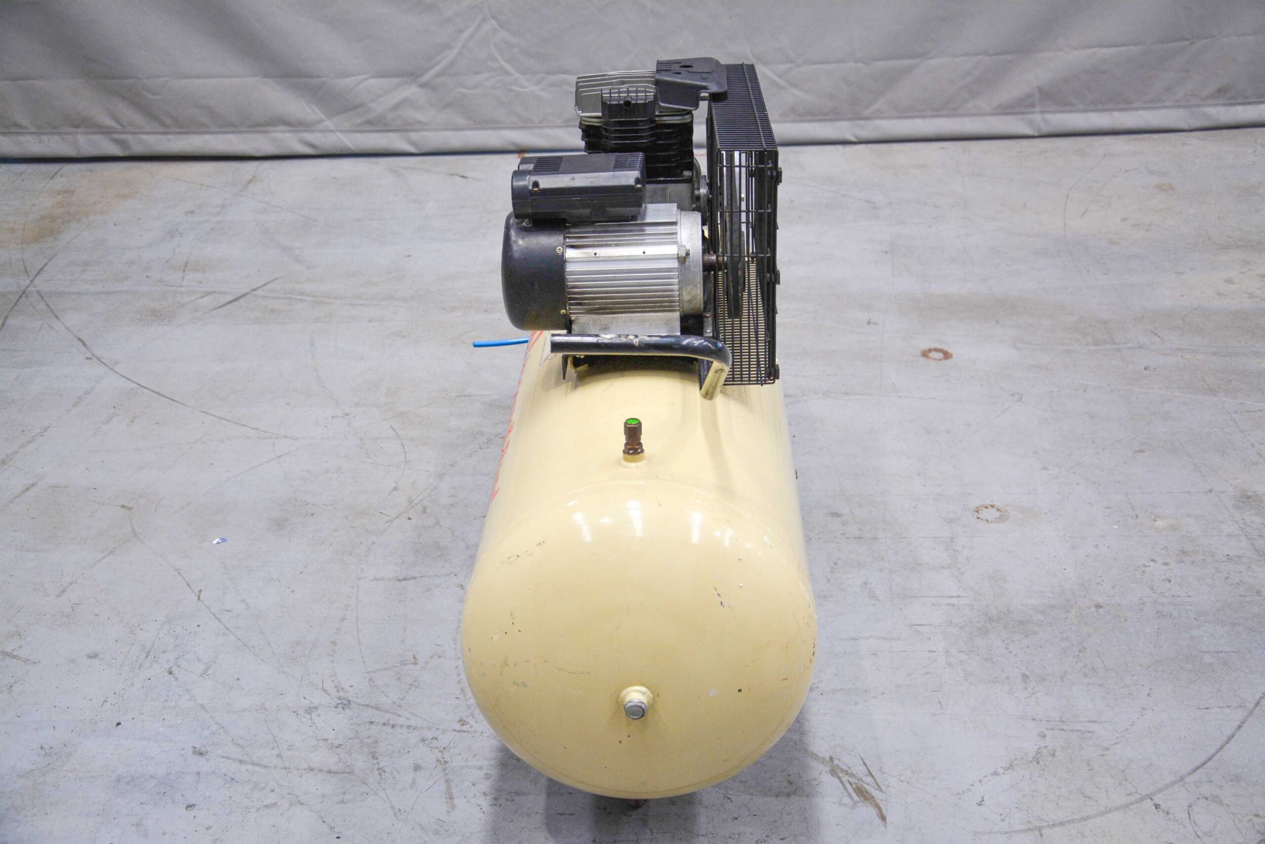 Ingersoll Rand 200L Piston Air Compressor โ (Fully Serviced) - Image 5
