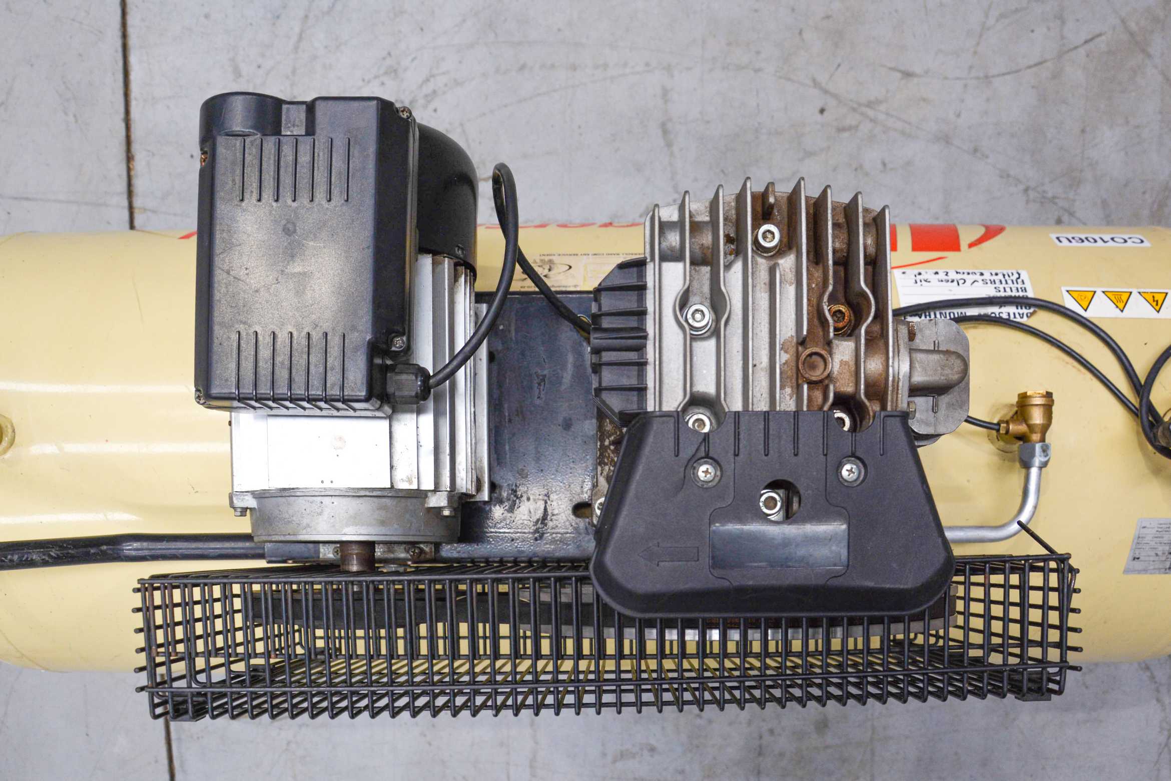 Ingersoll Rand 200L Piston Air Compressor โ (Fully Serviced) - Image 4