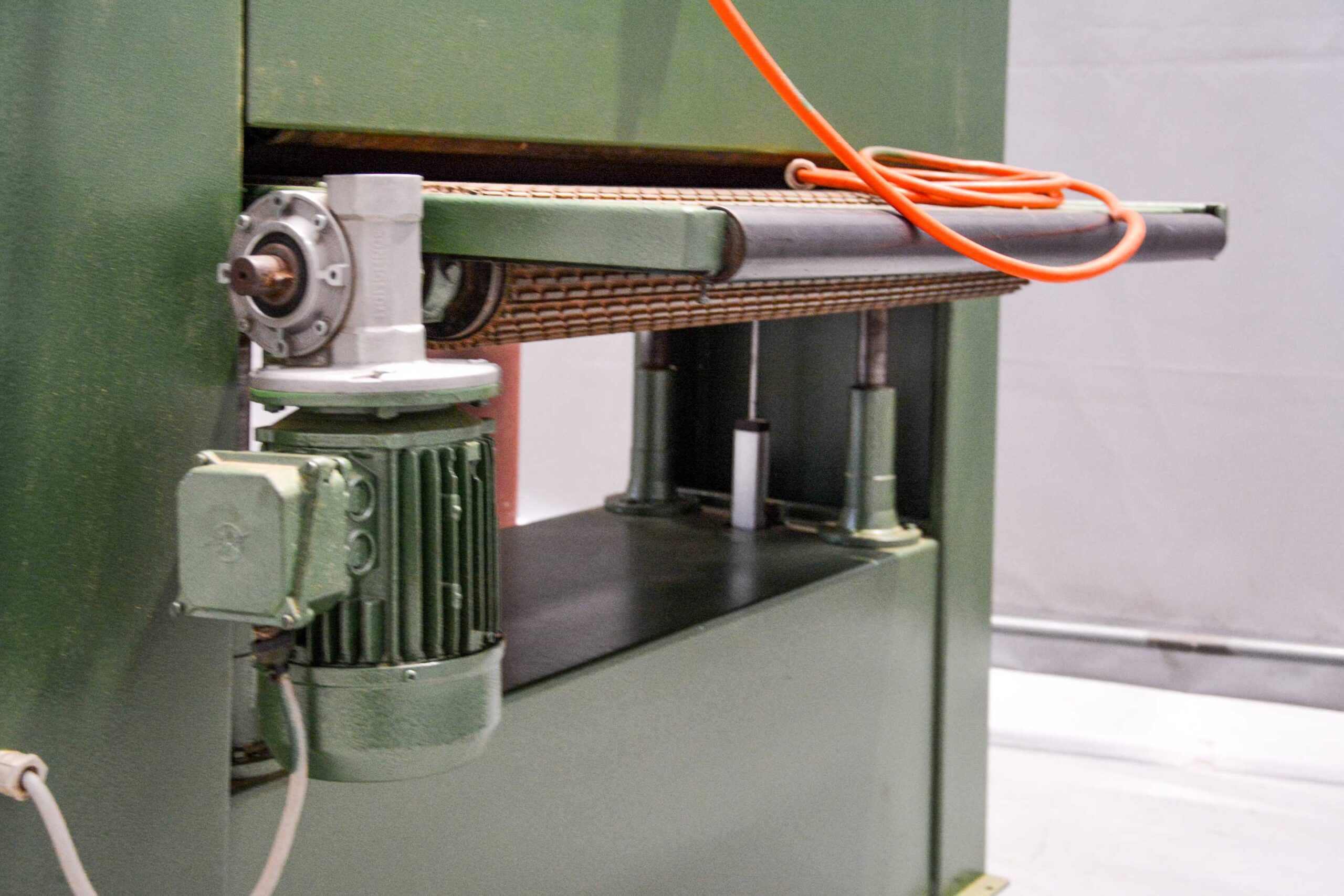C.B. Start 1030 Industrial Wide Belt Sander โ (Fully Serviced) - Image 14