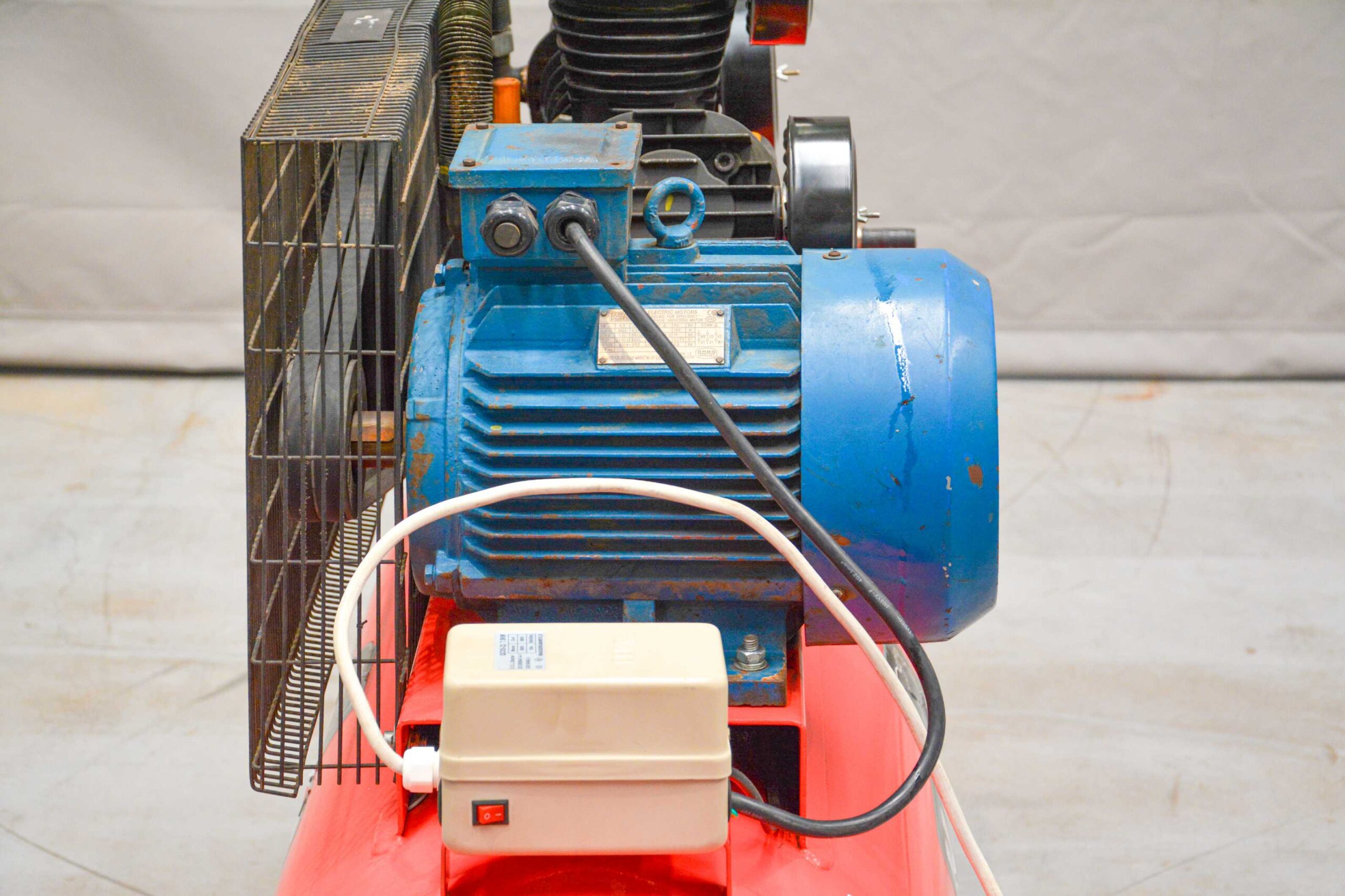 MAT Air 300L Piston Air Compressor โ (Fully Serviced) - Image 11