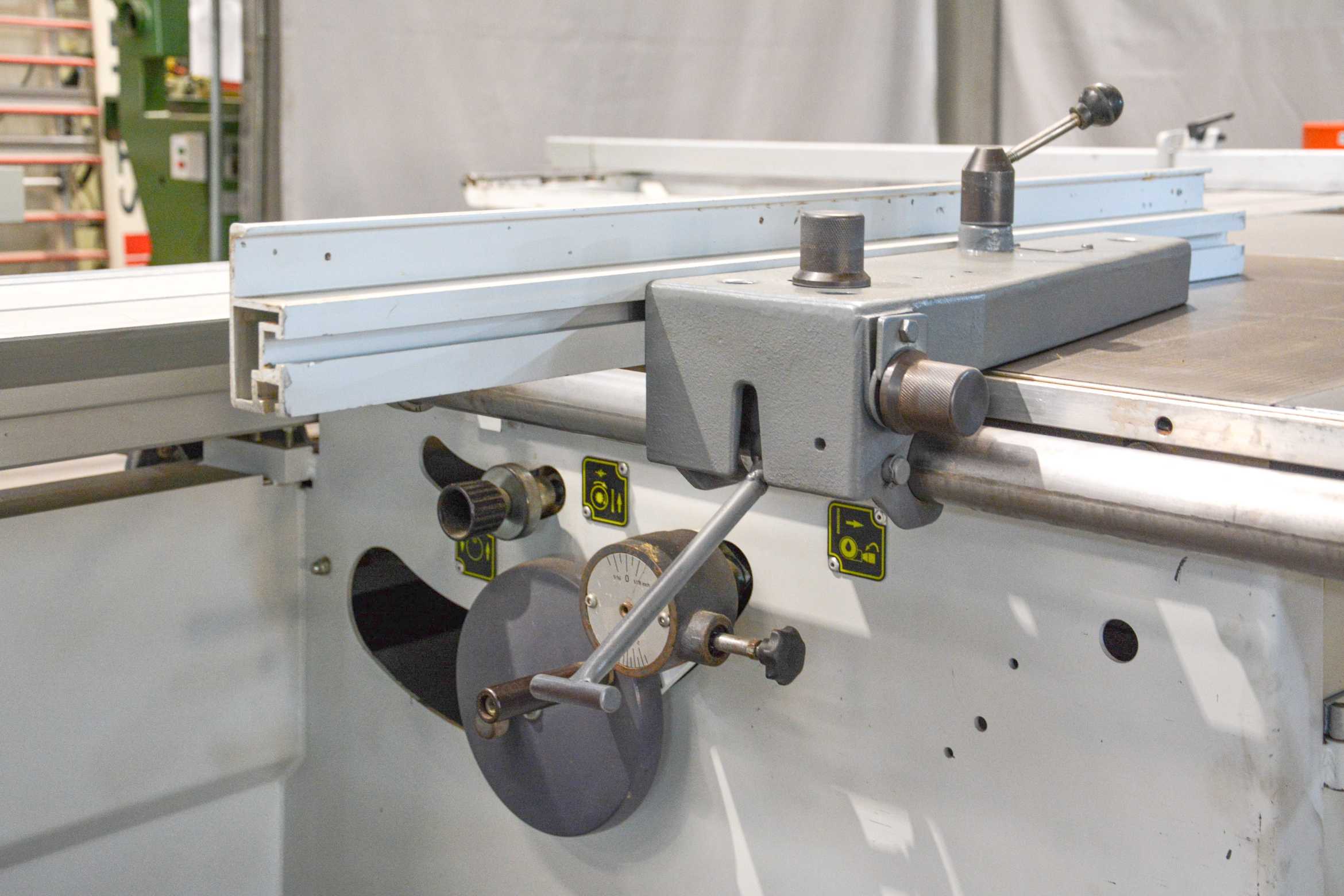 Robland Z320 Sliding Table Panel Saw - Belgium (Fully-Serviced) (PS140U) - Image 10