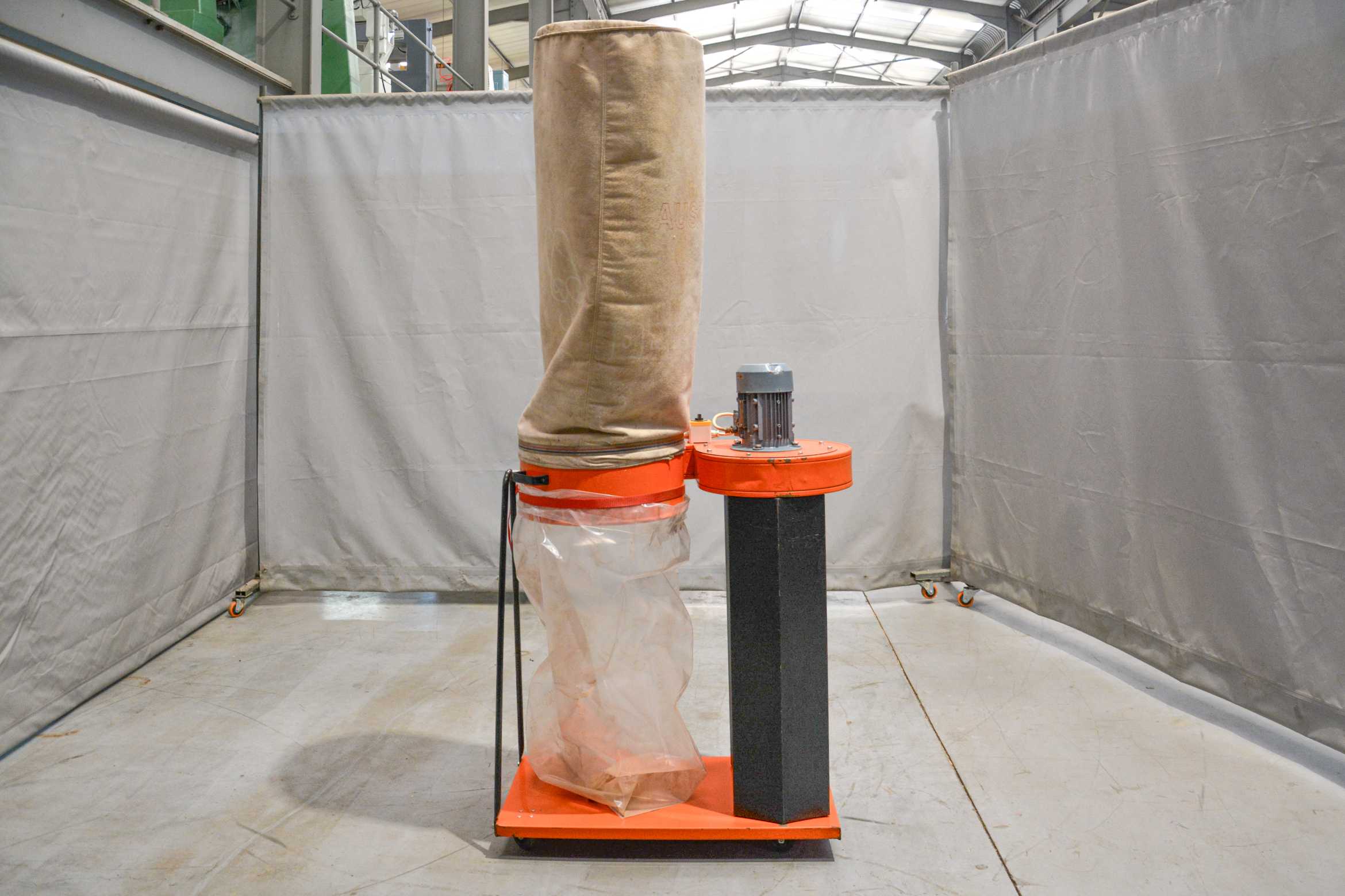 Coral Single Bag Dust Extractor (Fully-Serviced) (DE253U) - Image 5