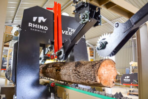 Rhino Twin Vertical Saw with Automatic Chain Feed (New)