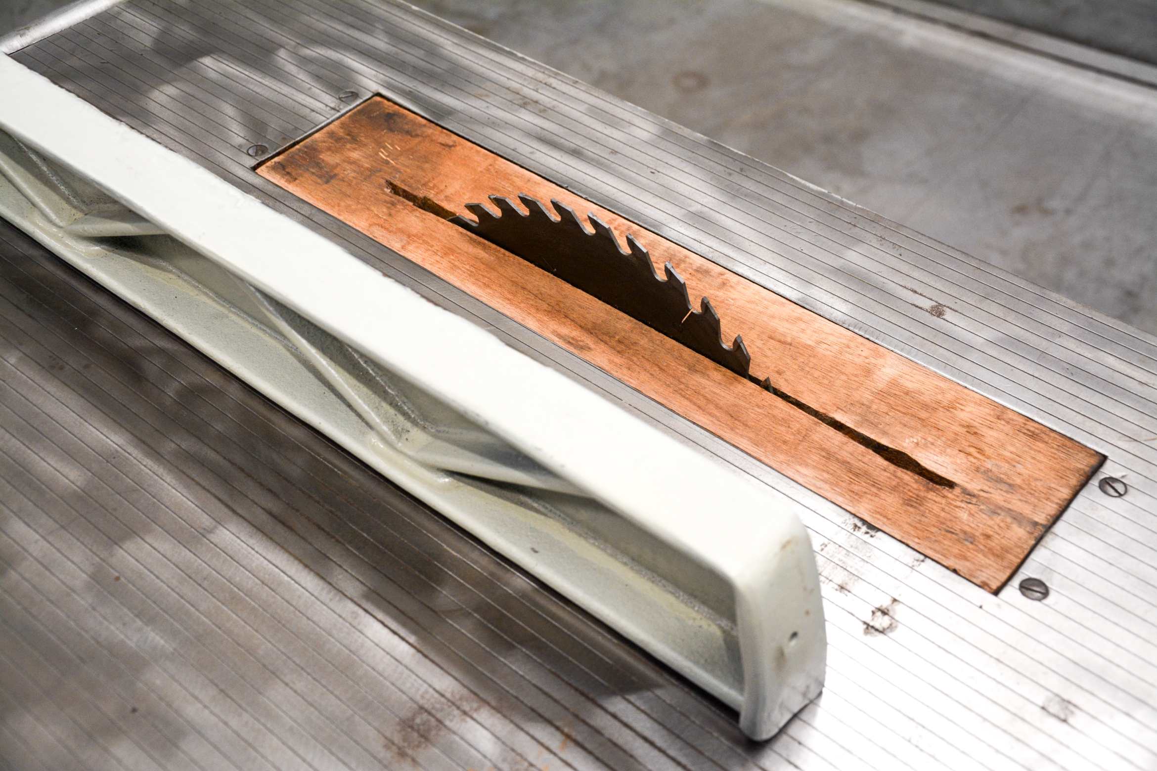 Aderna Industrial Table Saw (Fully-Serviced) (RS47U) - Image 16