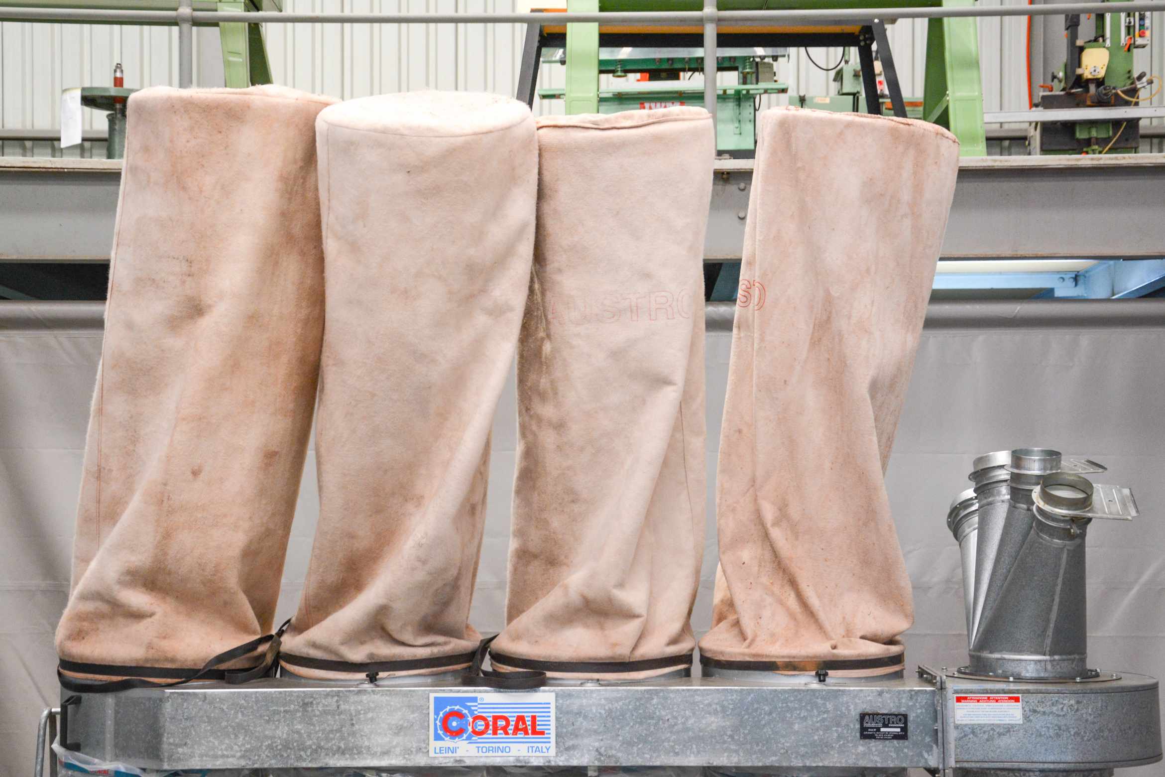 Coral 4-Bag Industrial Dust Extractor - Italy (Fully-Serviced) (DE260U) - Image 2