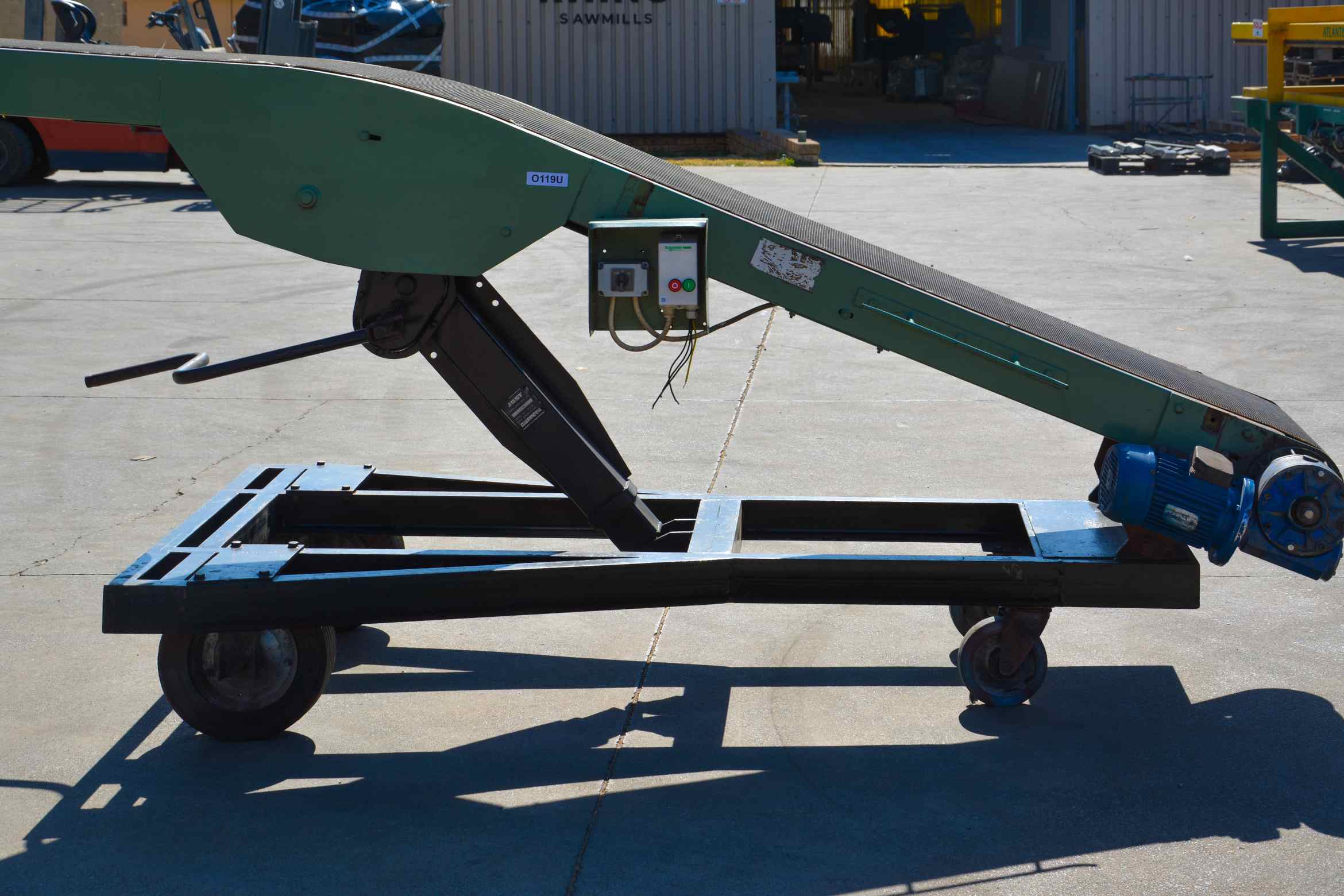 Industrial Mobile Container Loading Conveyor System (CO118U) - Image 6