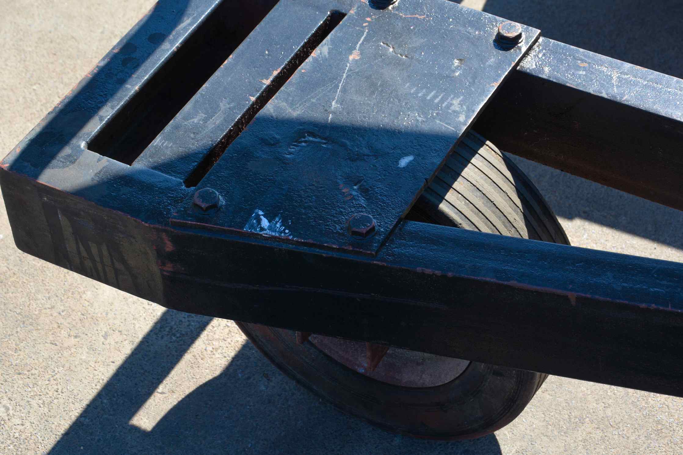 Industrial Mobile Container Loading Conveyor System (CO118U) - Image 12