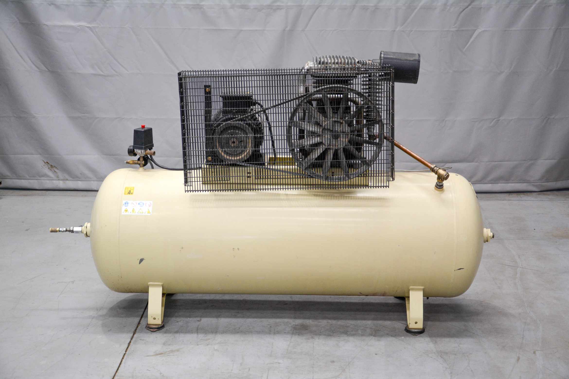 Ingersoll Rand 7.5kW Industrial Air Compressor (Fully-Serviced) (CO109U) - Image 10