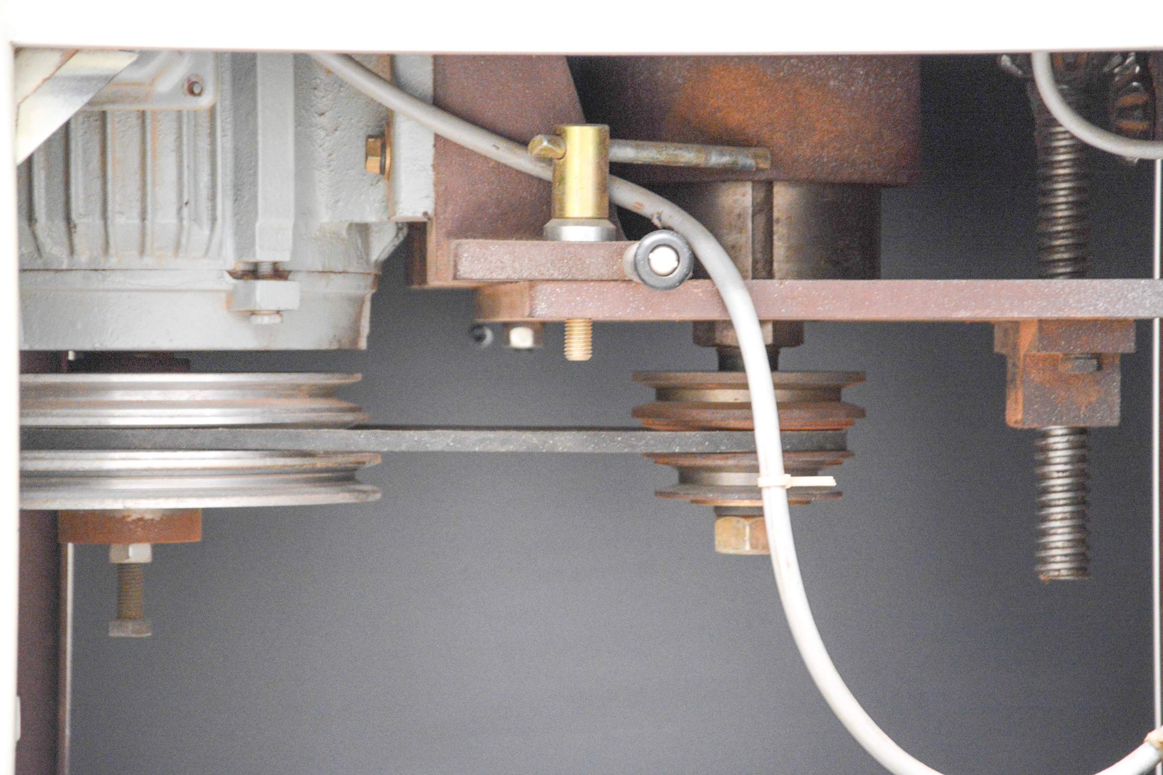 IWM (CMC) FH-806 | 380V 7.5HP Heavy-Duty Industrial Spindle Moulder โ Fully Serviced - Image 4