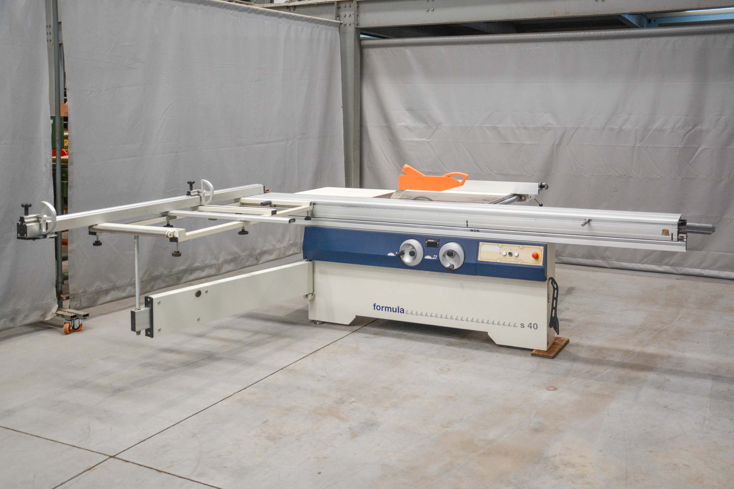 SCM Formula S40 3.2m Sliding Table Panel Saw – Italy (Fully Serviced) - Image 3