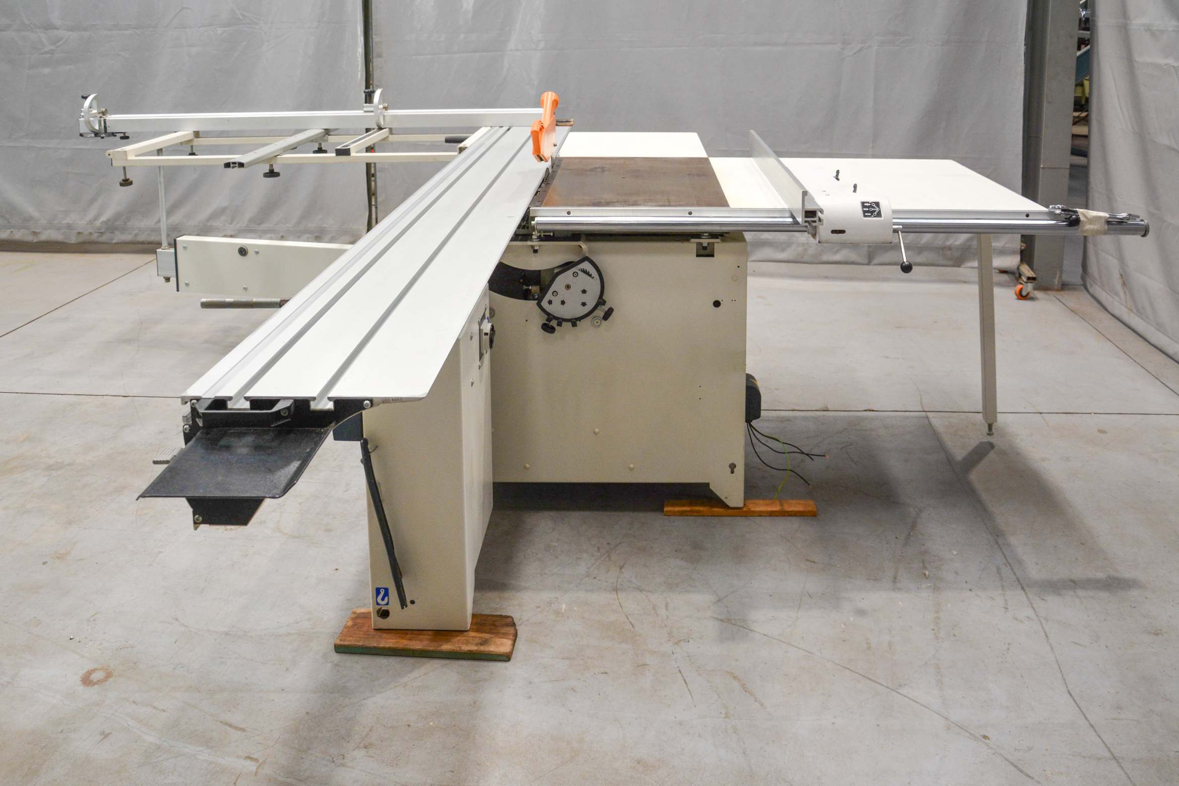 SCM Formula S40 3.2m Sliding Table Panel Saw – Italy (Fully Serviced) - Image 4