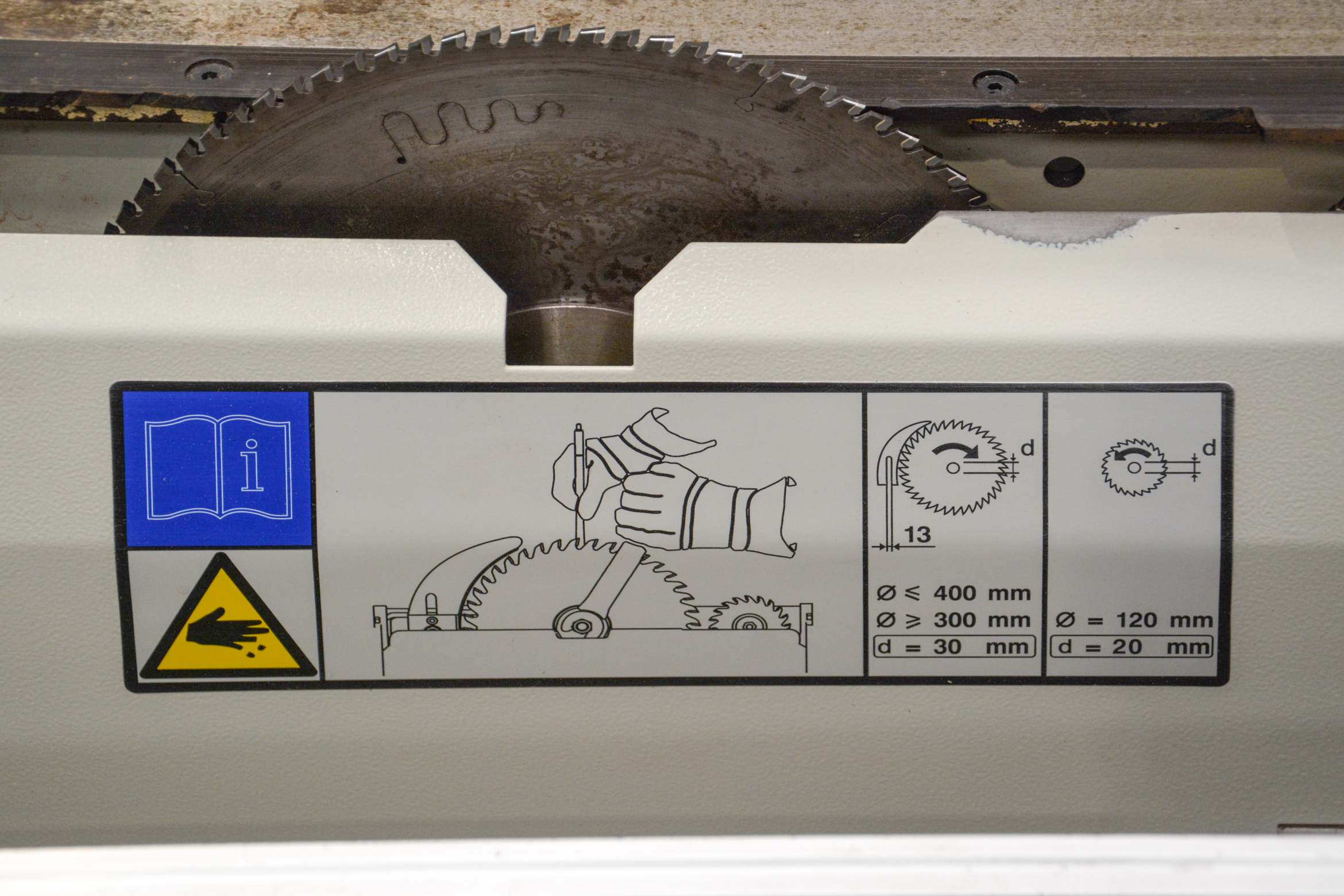 SCM Formula S40 3.2m Sliding Table Panel Saw – Italy (Fully Serviced) - Image 17