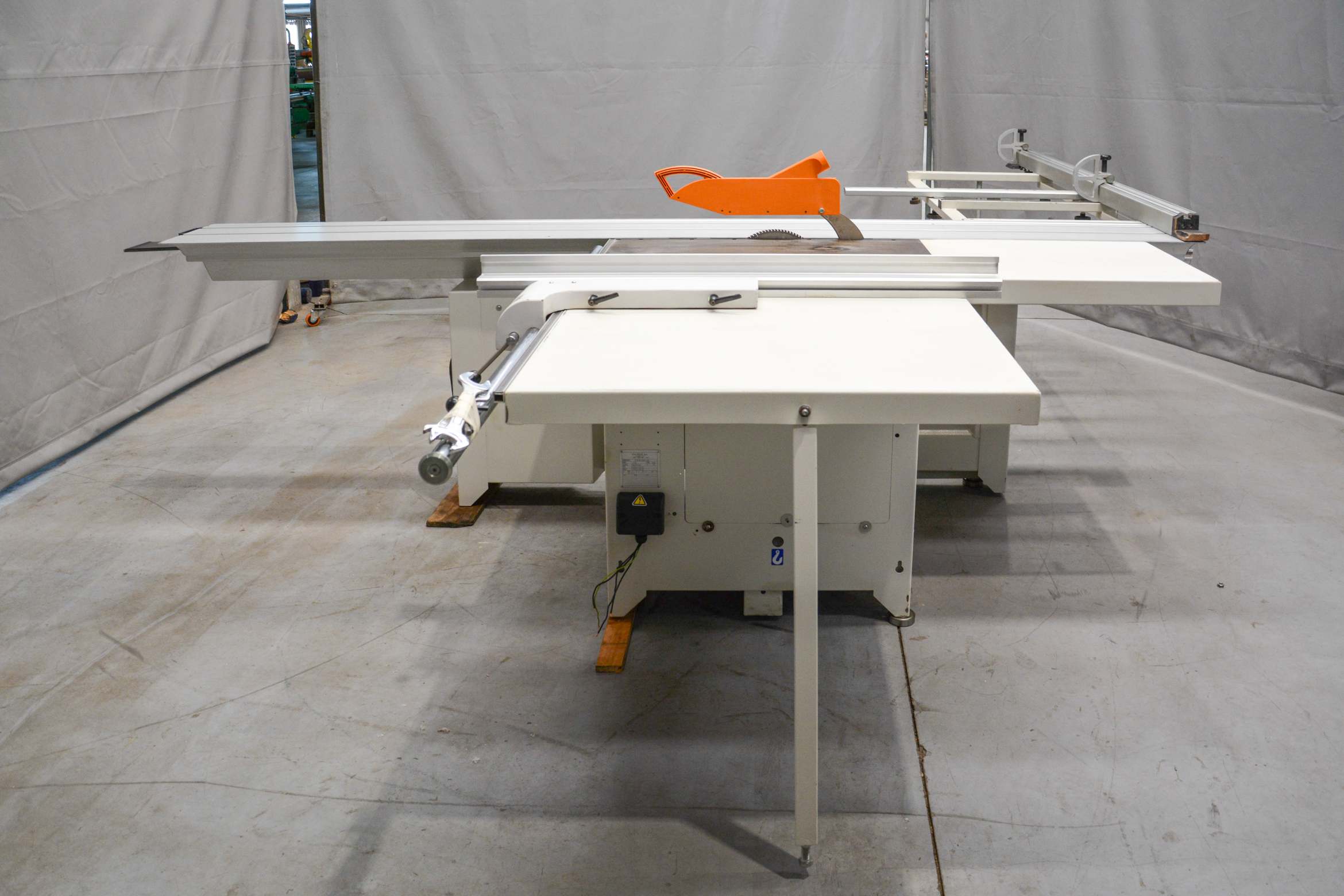 SCM Formula S40 3.2m Sliding Table Panel Saw – Italy (Fully Serviced) - Image 10