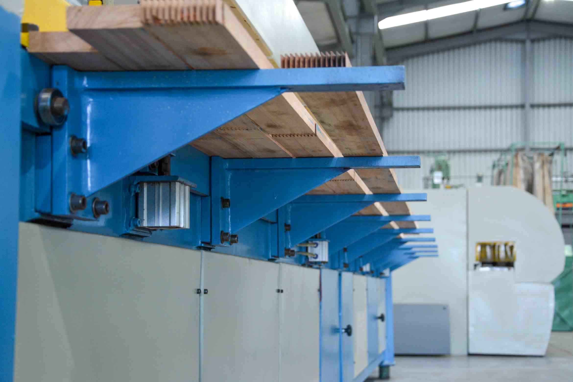 IWM 6m Pneumatic Finger Joint Press (Fully-Serviced) (FJ030U) - Image 13