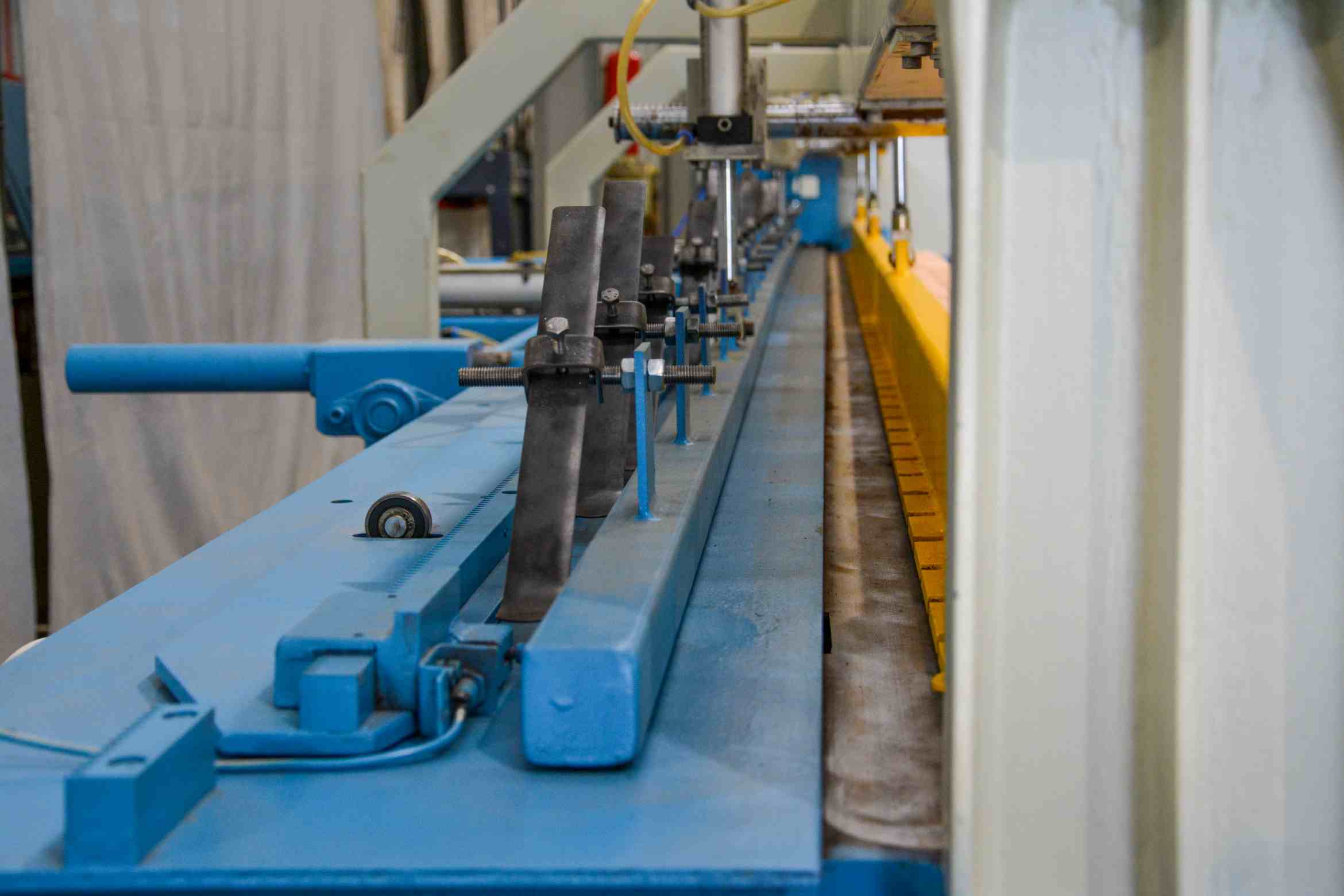 IWM 6m Pneumatic Finger Joint Press (Fully-Serviced) (FJ030U) - Image 8