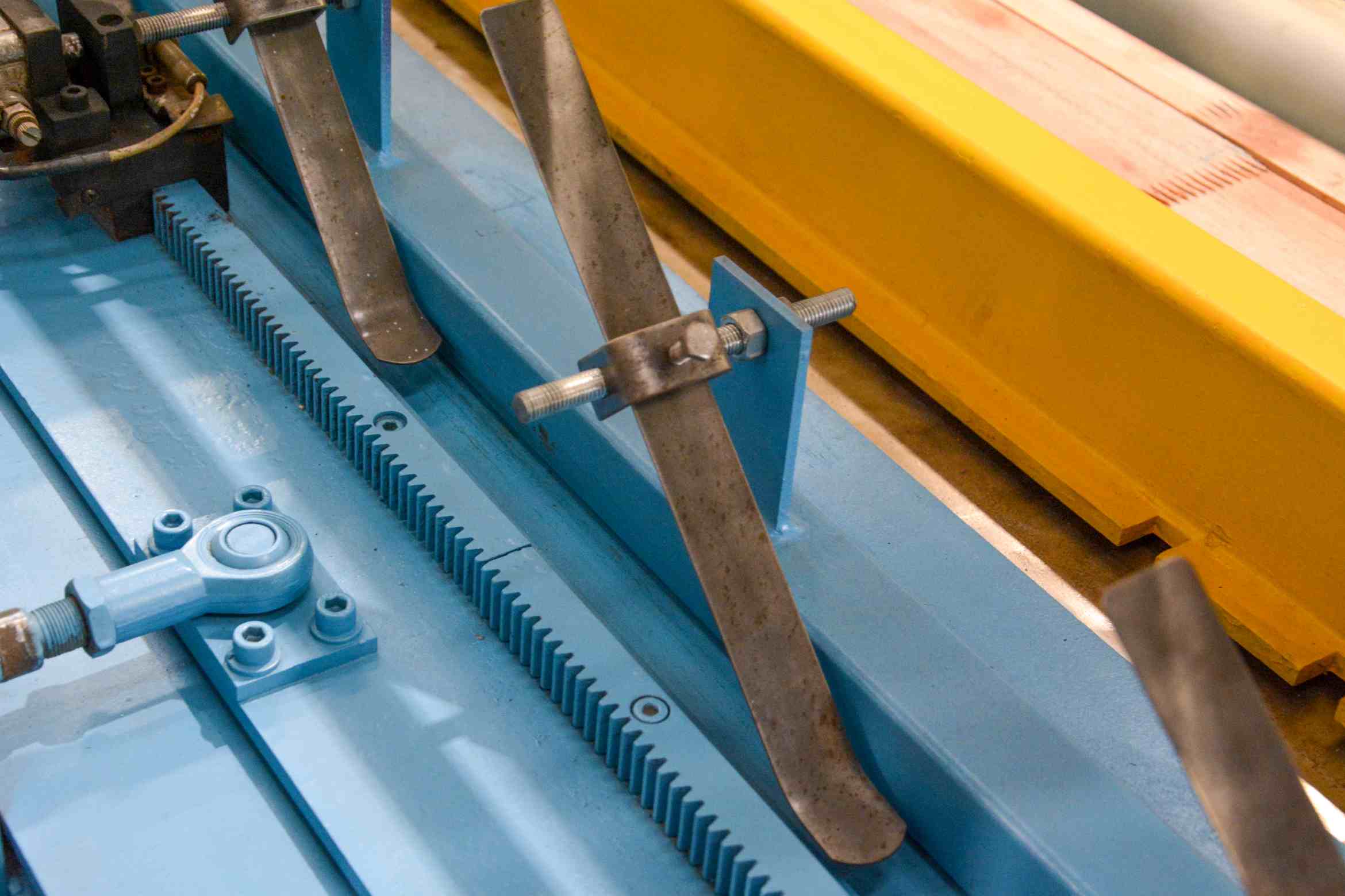 IWM 6m Pneumatic Finger Joint Press (Fully-Serviced) (FJ030U) - Image 36