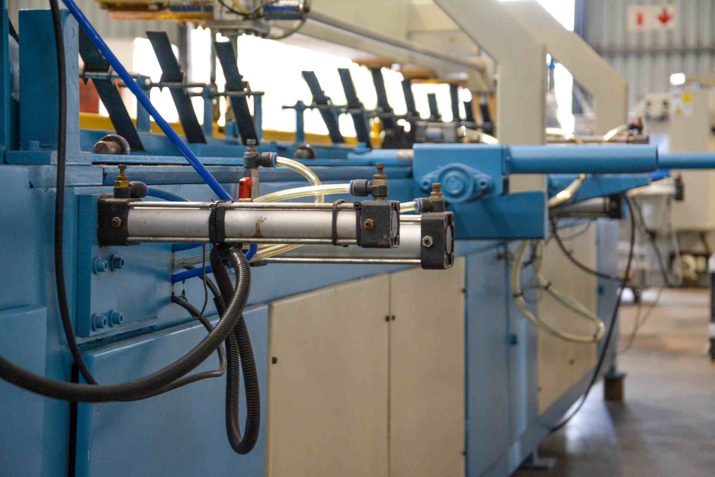 IWM 6m Pneumatic Finger Joint Press (Fully-Serviced) (FJ030U) - Image 32