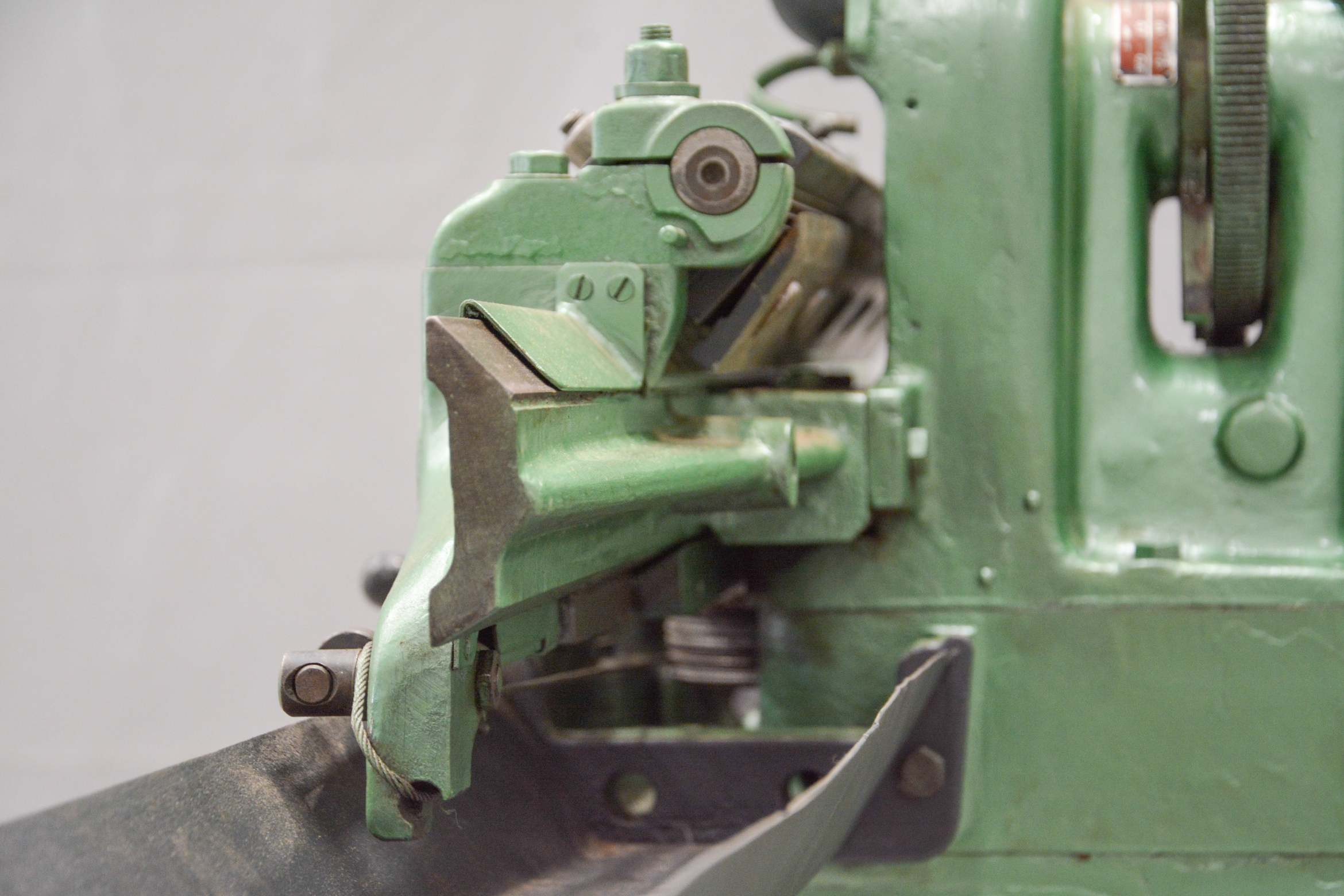 Vollmer Industrial Planer Blade Sharpener 4 blade crosscut - Germany (Fully-Serviced) (SG20U) - Image 9