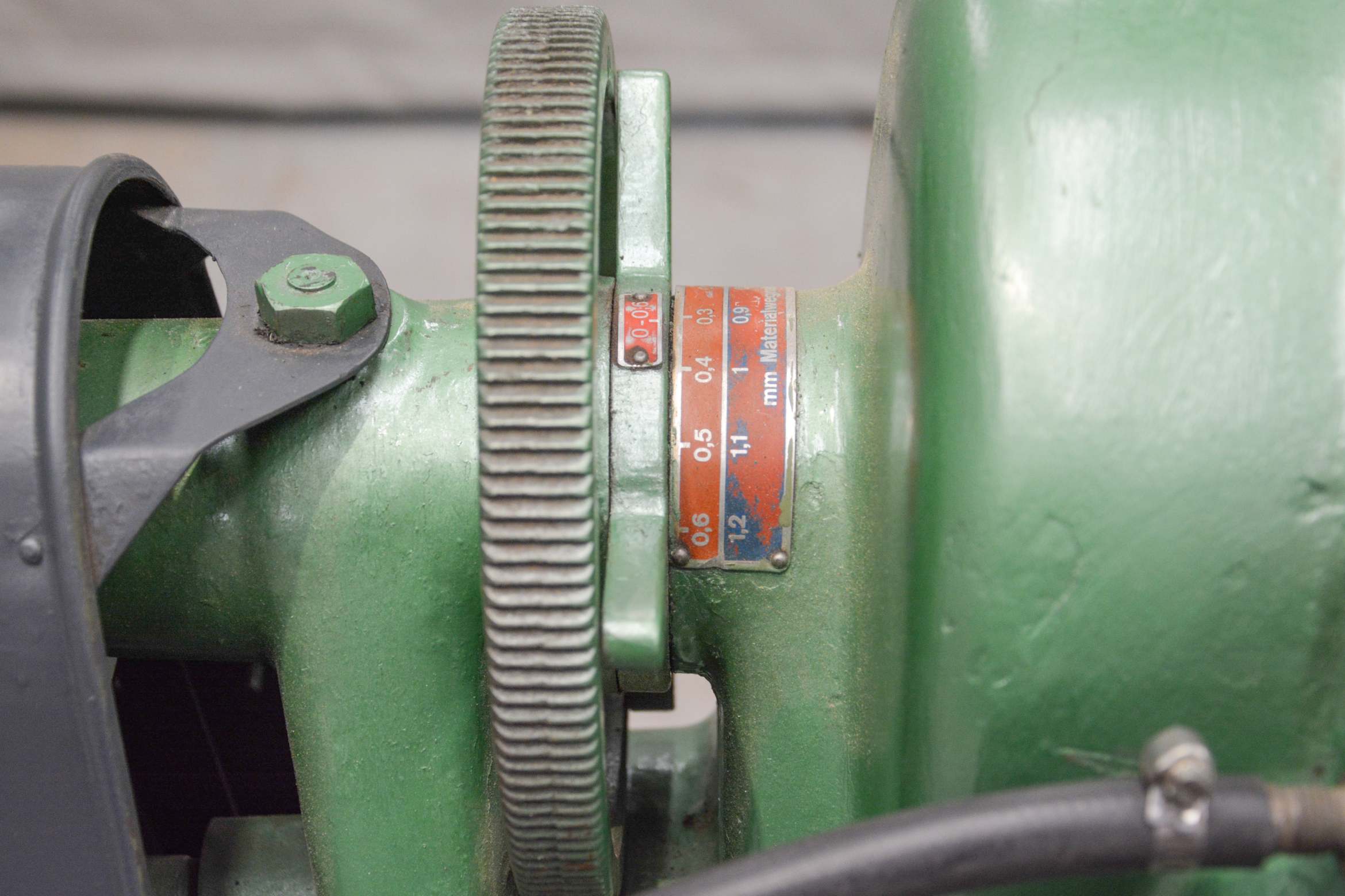 Vollmer Industrial Planer Blade Sharpener 4 blade crosscut - Germany (Fully-Serviced) (SG20U) - Image 13